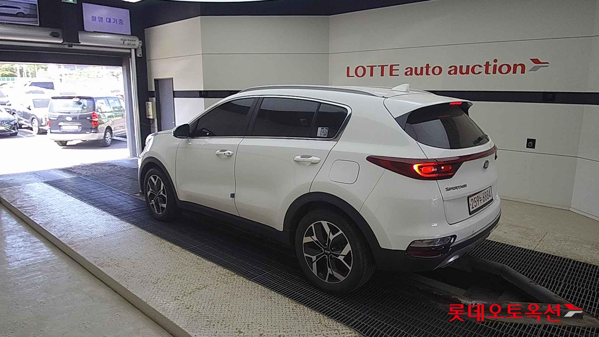 Kia Sportage id 2684513 из Кореи 10