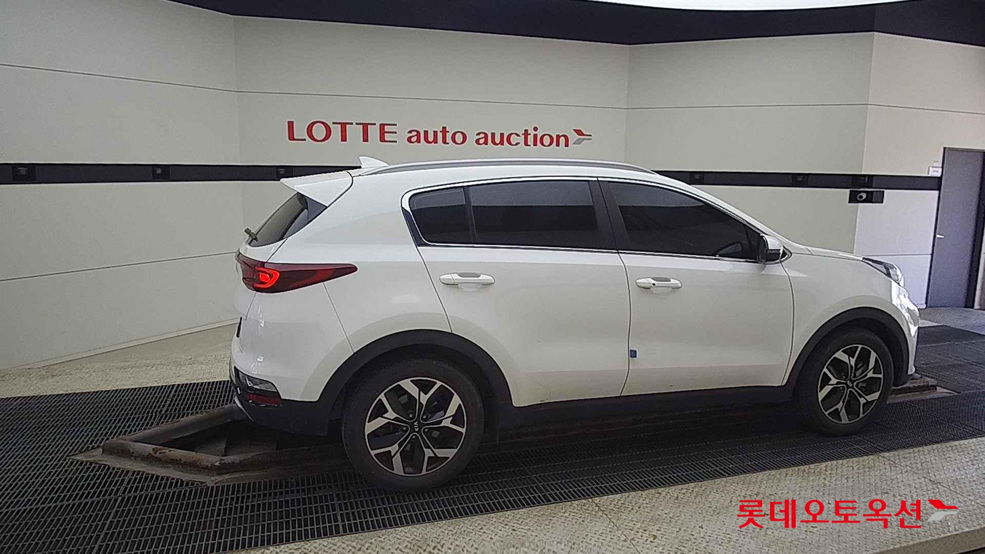 Kia Sportage id 2684513 из Кореи 18