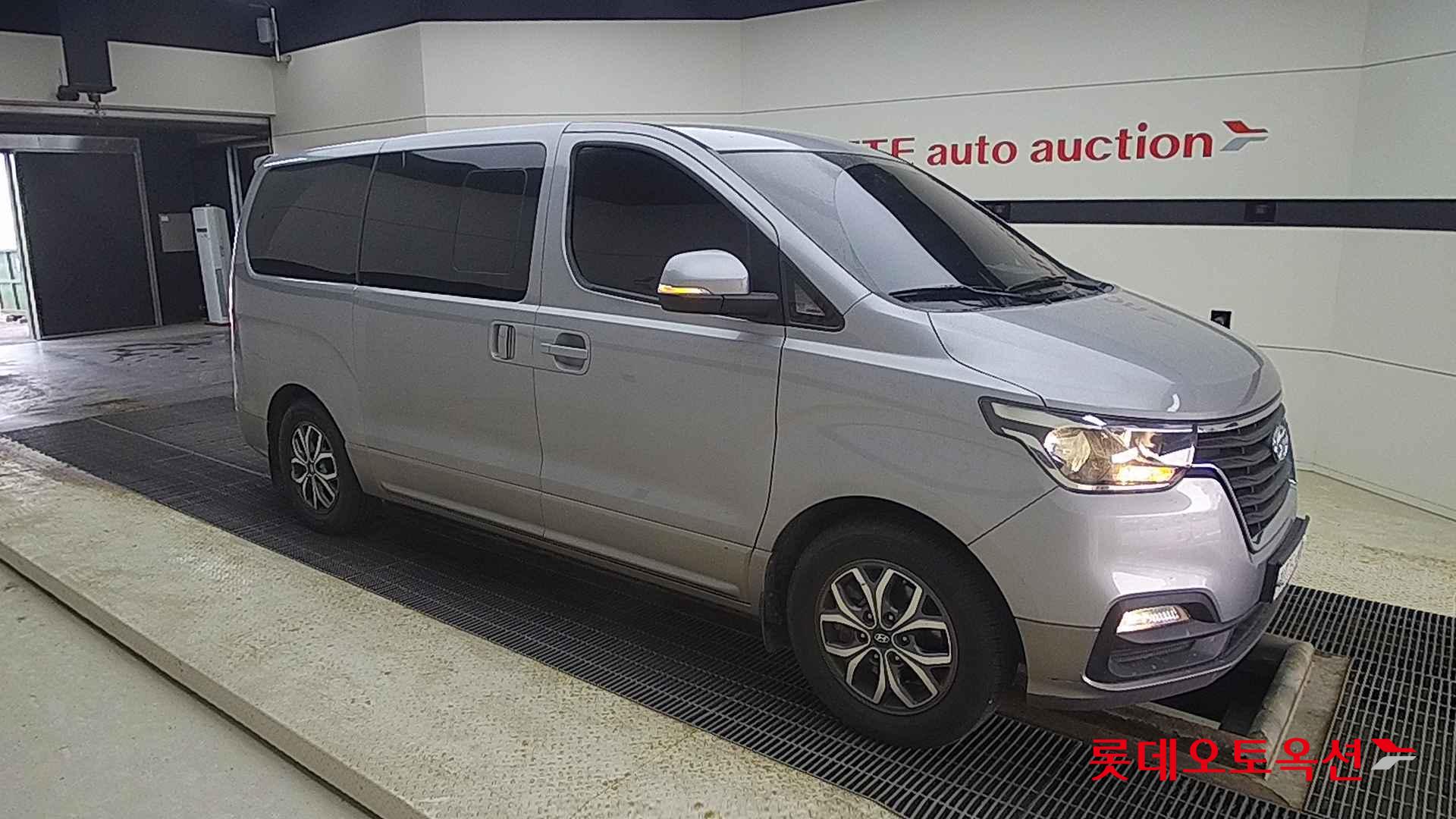 Hyundai Grand Starex id 2708640 из Кореи 16