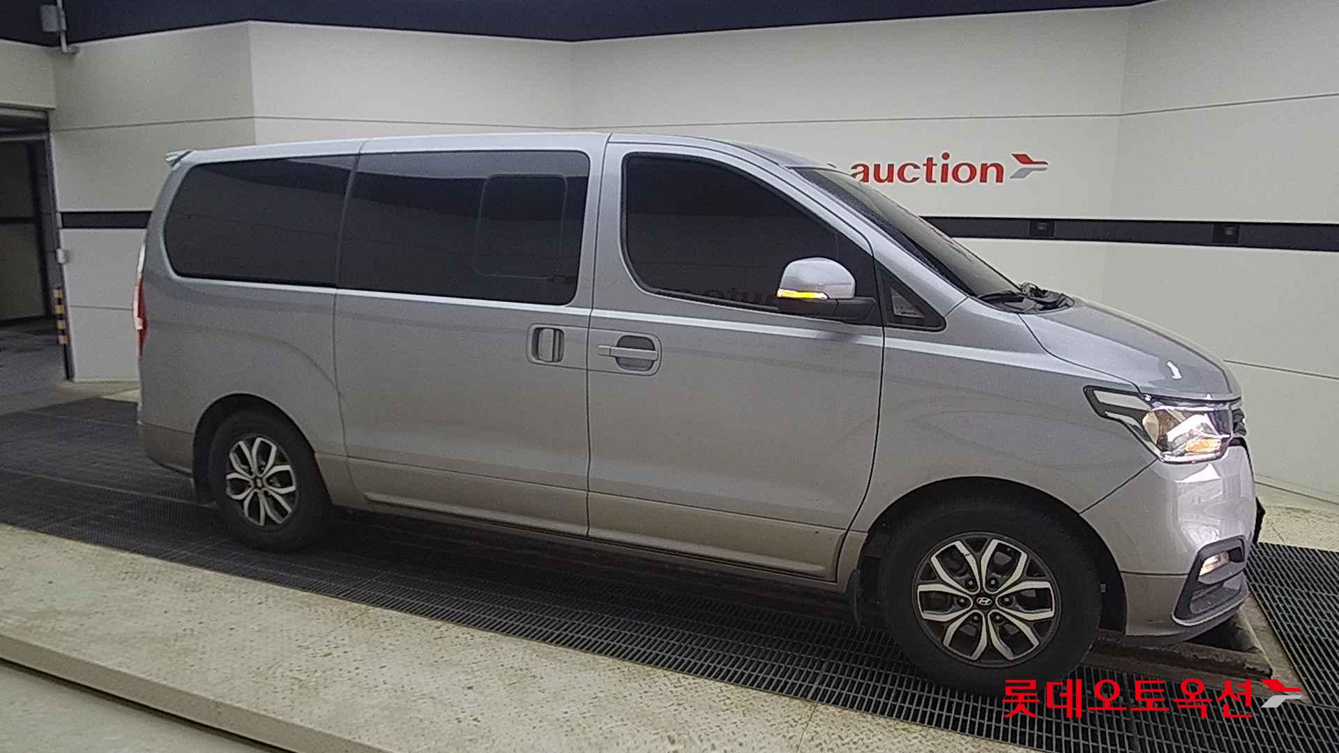 Hyundai Grand Starex id 2708640 из Кореи 17