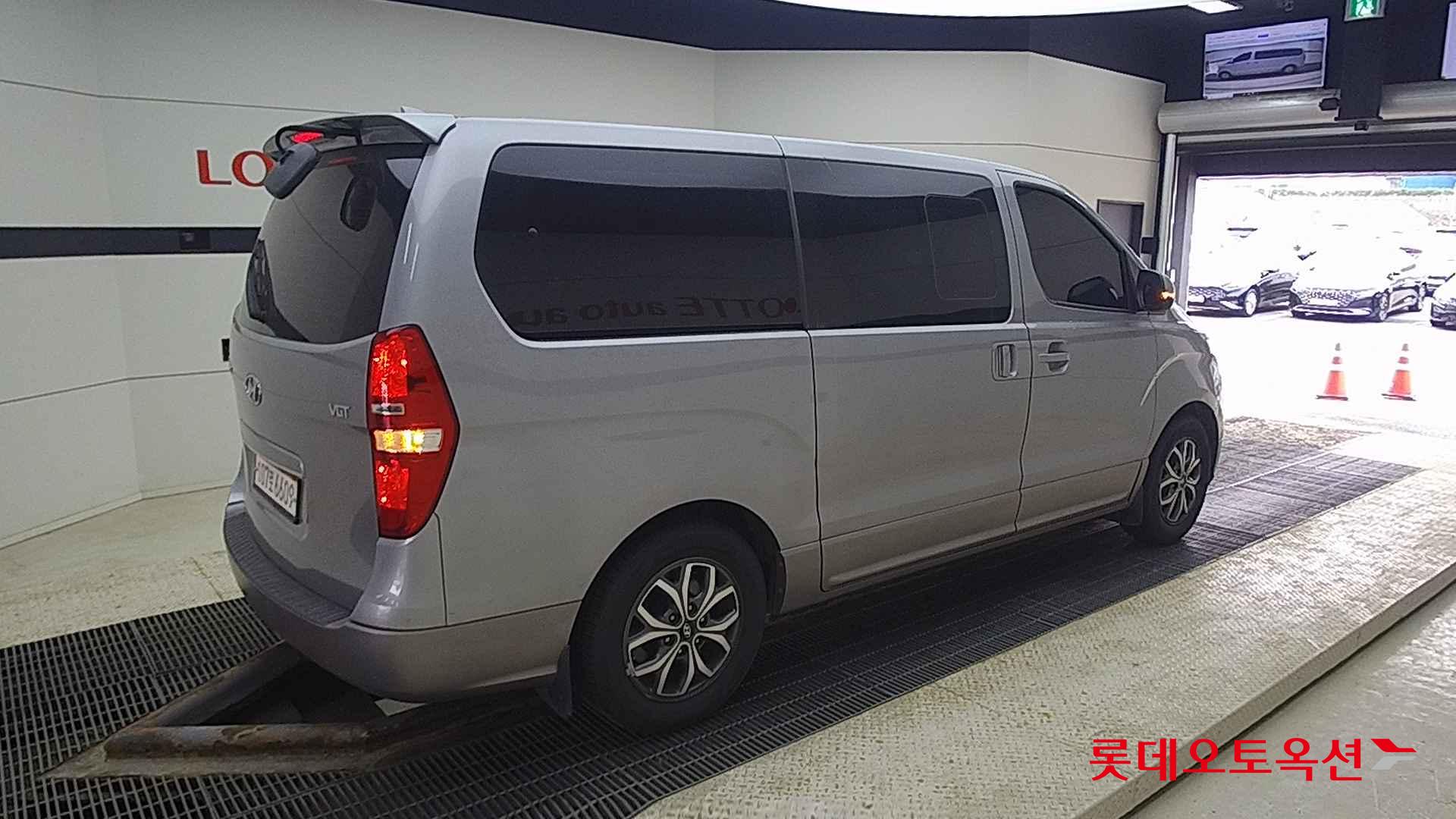 Hyundai Grand Starex id 2708640 из Кореи 19