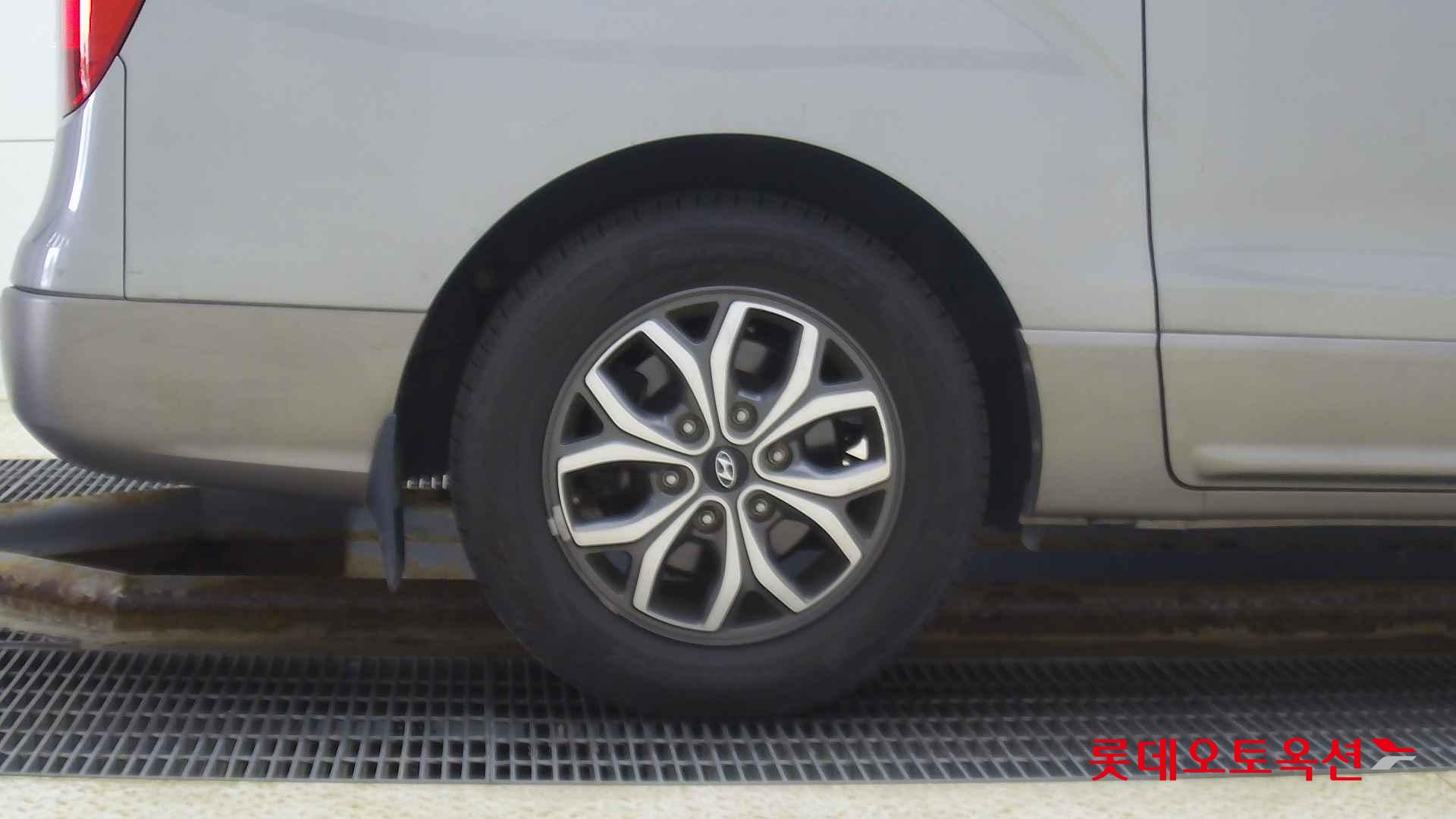 Hyundai Grand Starex id 2708640 из Кореи 24