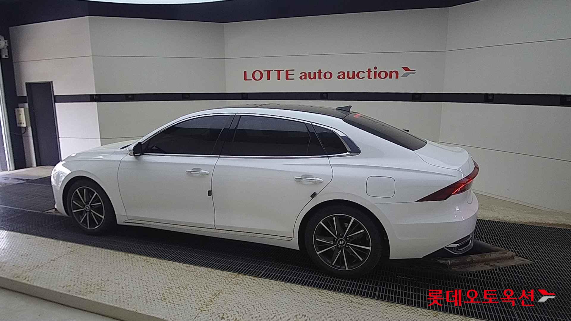 Hyundai Grandeur id 2703989 из Кореи 11