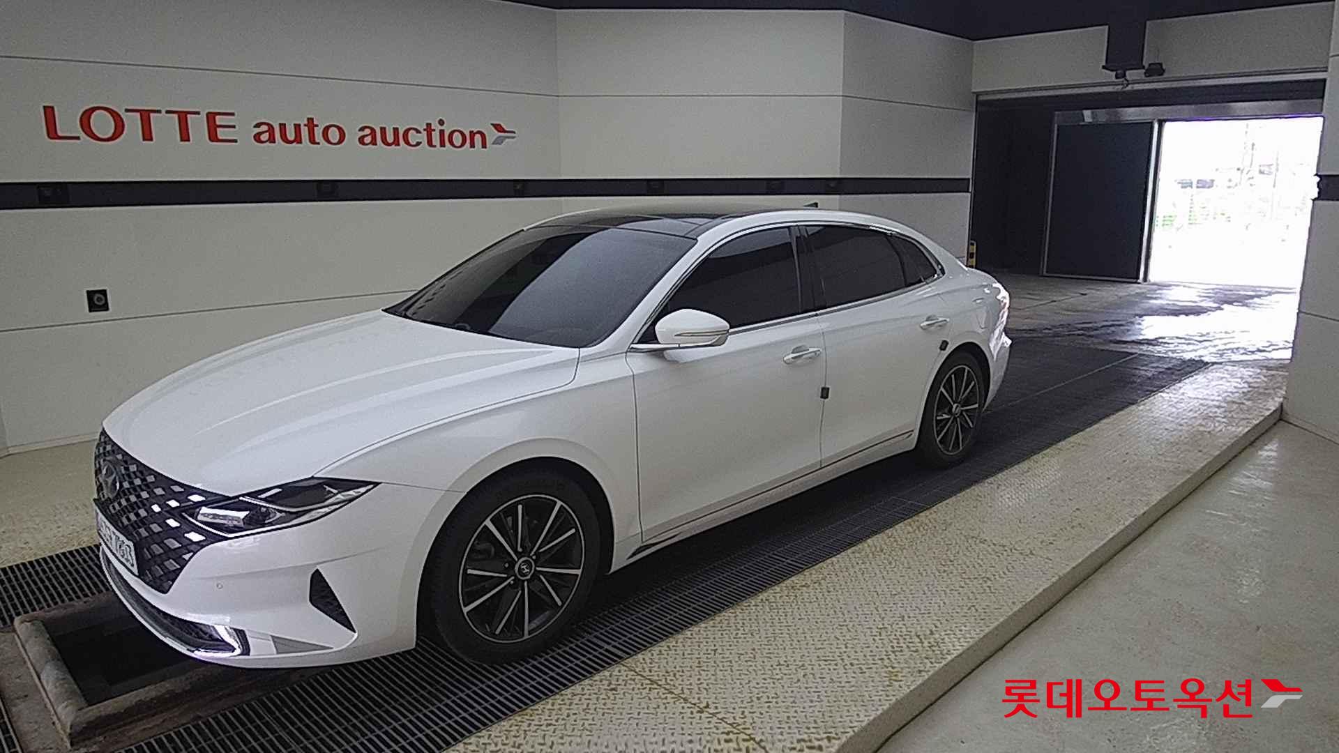 Hyundai Grandeur id 2703989 из Кореи 13