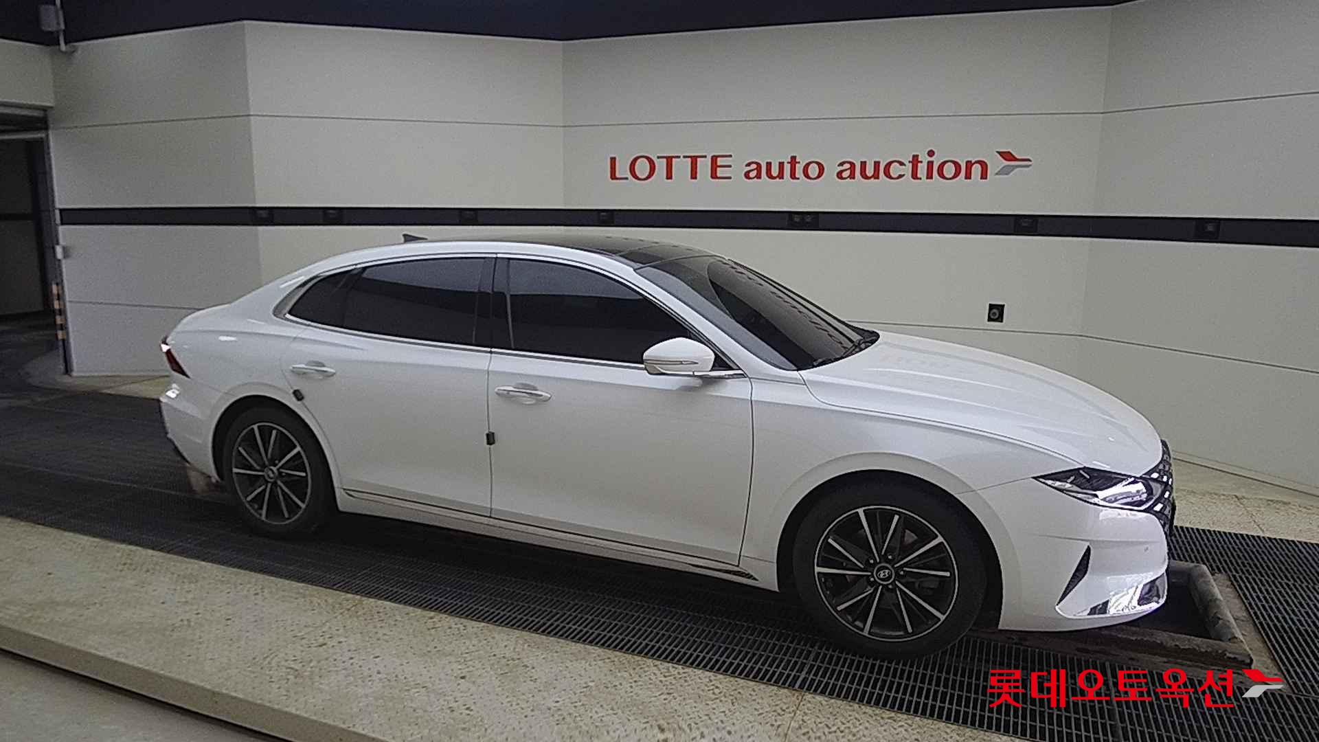 Hyundai Grandeur id 2703989 из Кореи 17