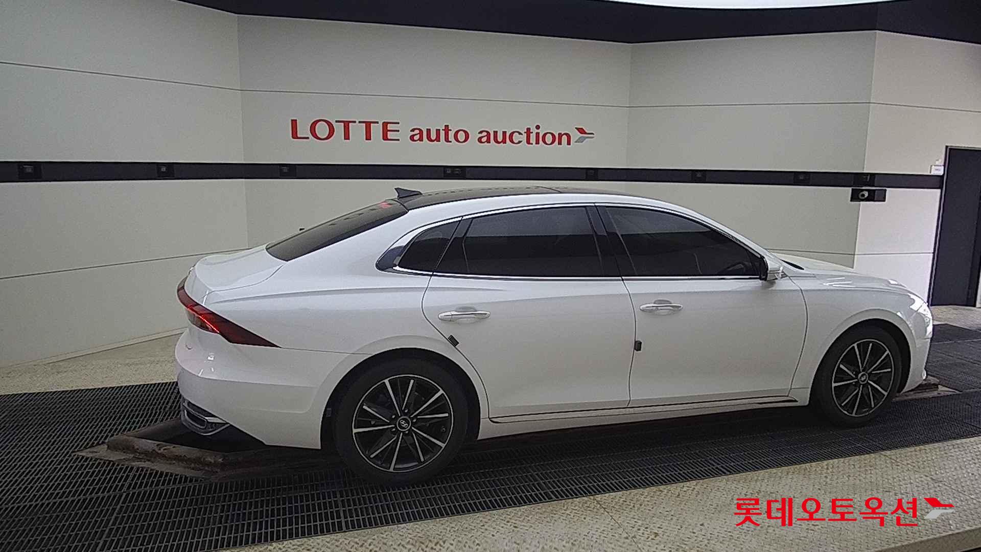 Hyundai Grandeur id 2703989 из Кореи 18