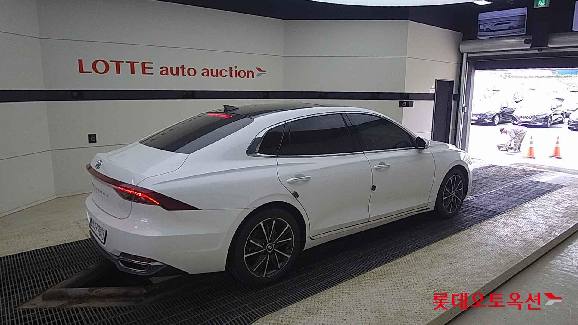 Hyundai Grandeur id 2703989 из Кореи 19