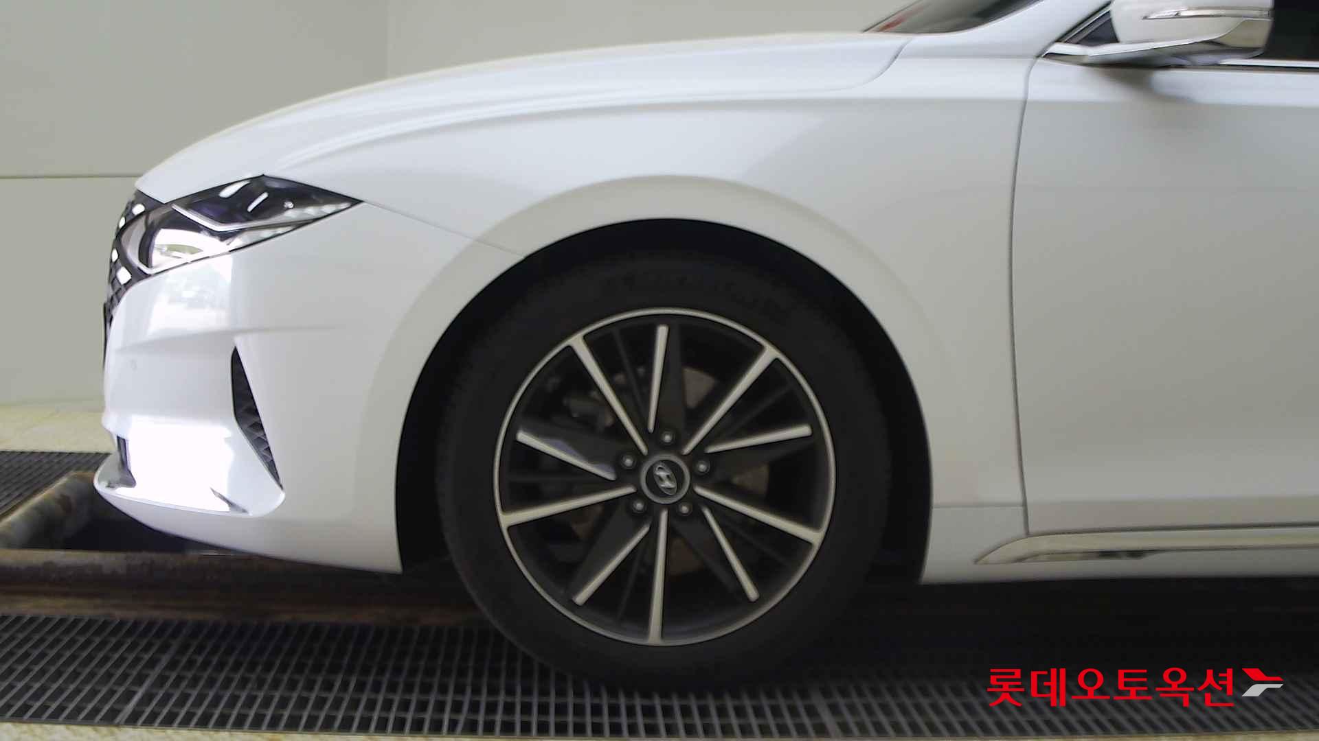 Hyundai Grandeur id 2703989 из Кореи 21