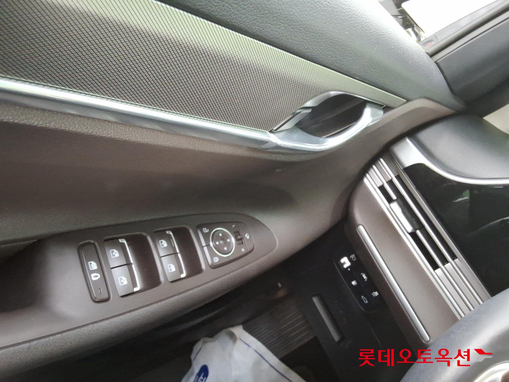 Hyundai Grandeur id 2703989 из Кореи 28