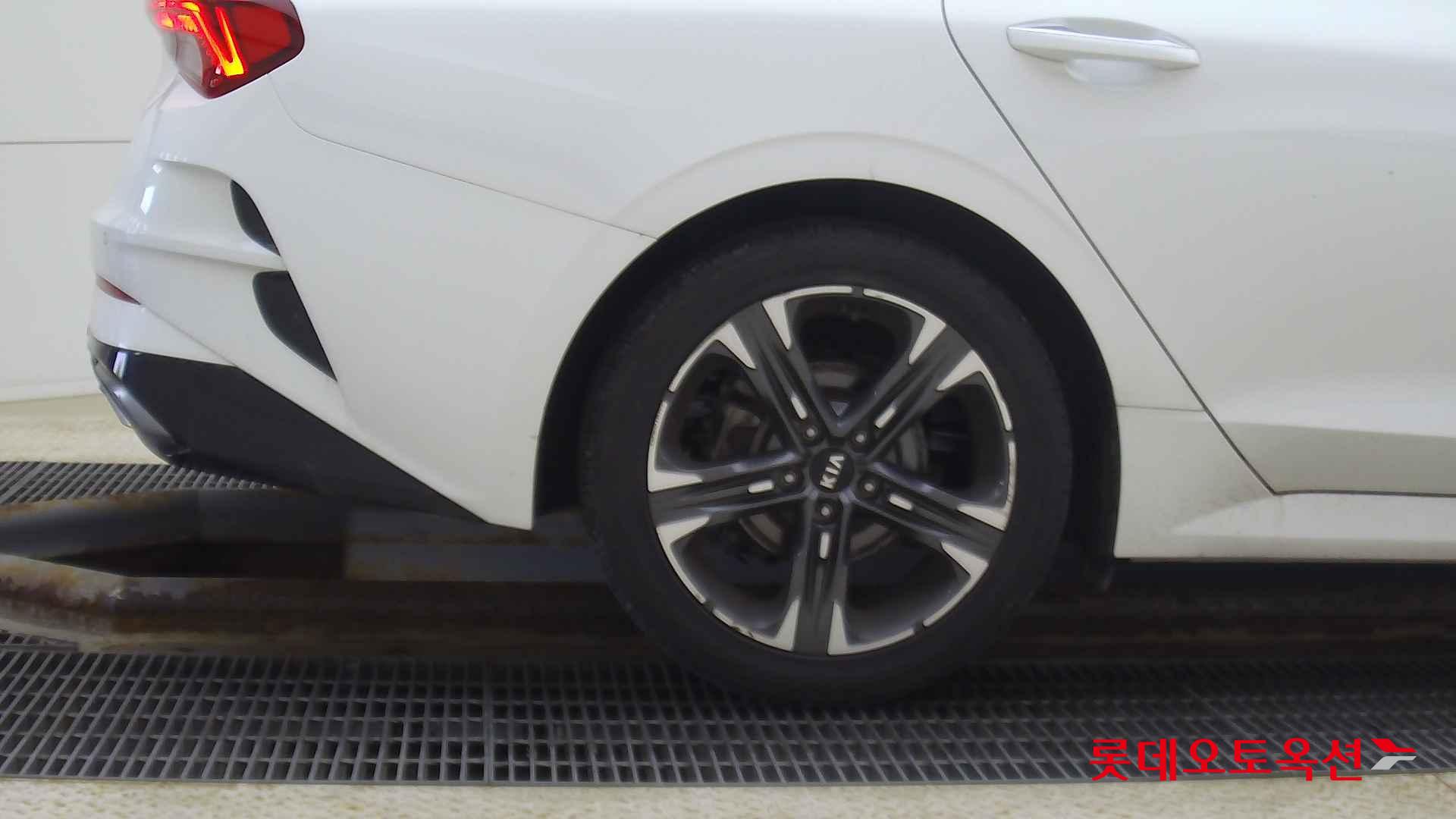 Kia K5 id 2684515 из Кореи 24