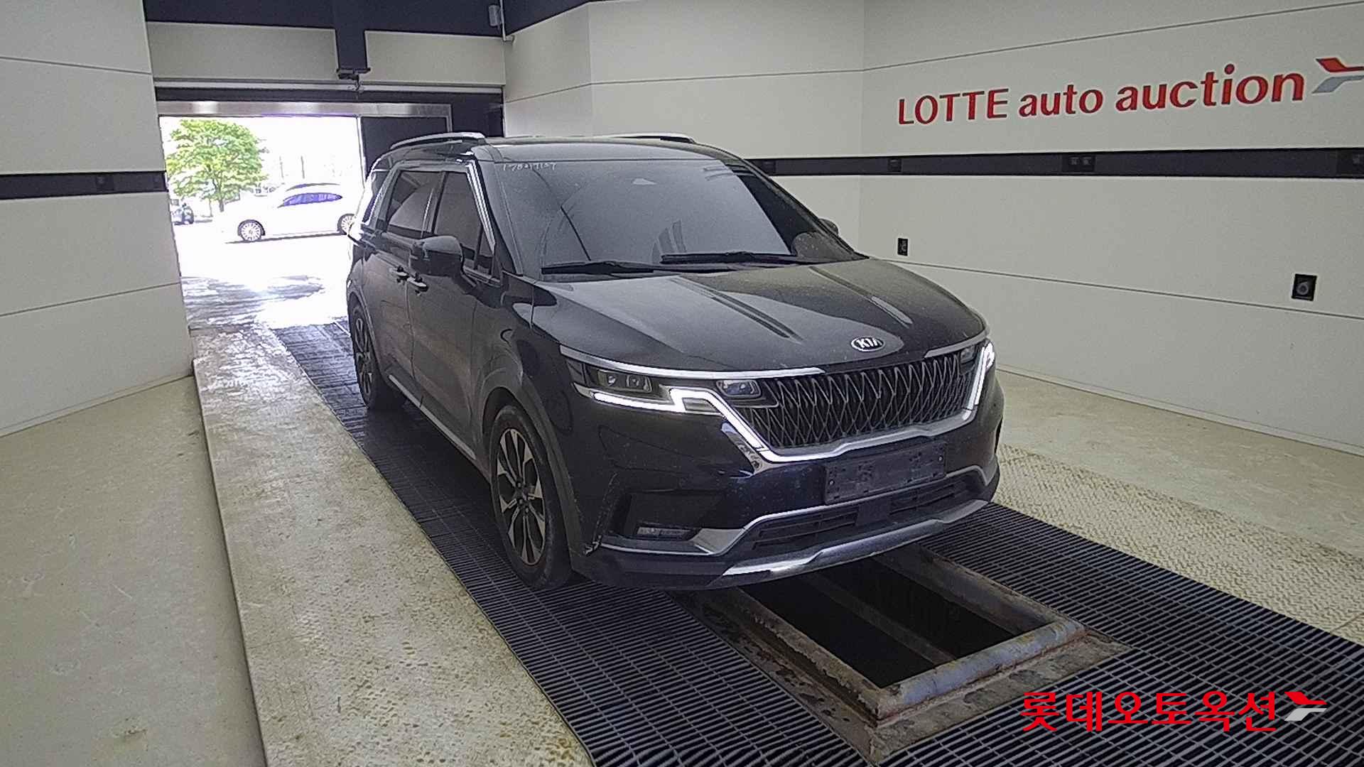 Kia Carnival id 2698293 из Кореи 15