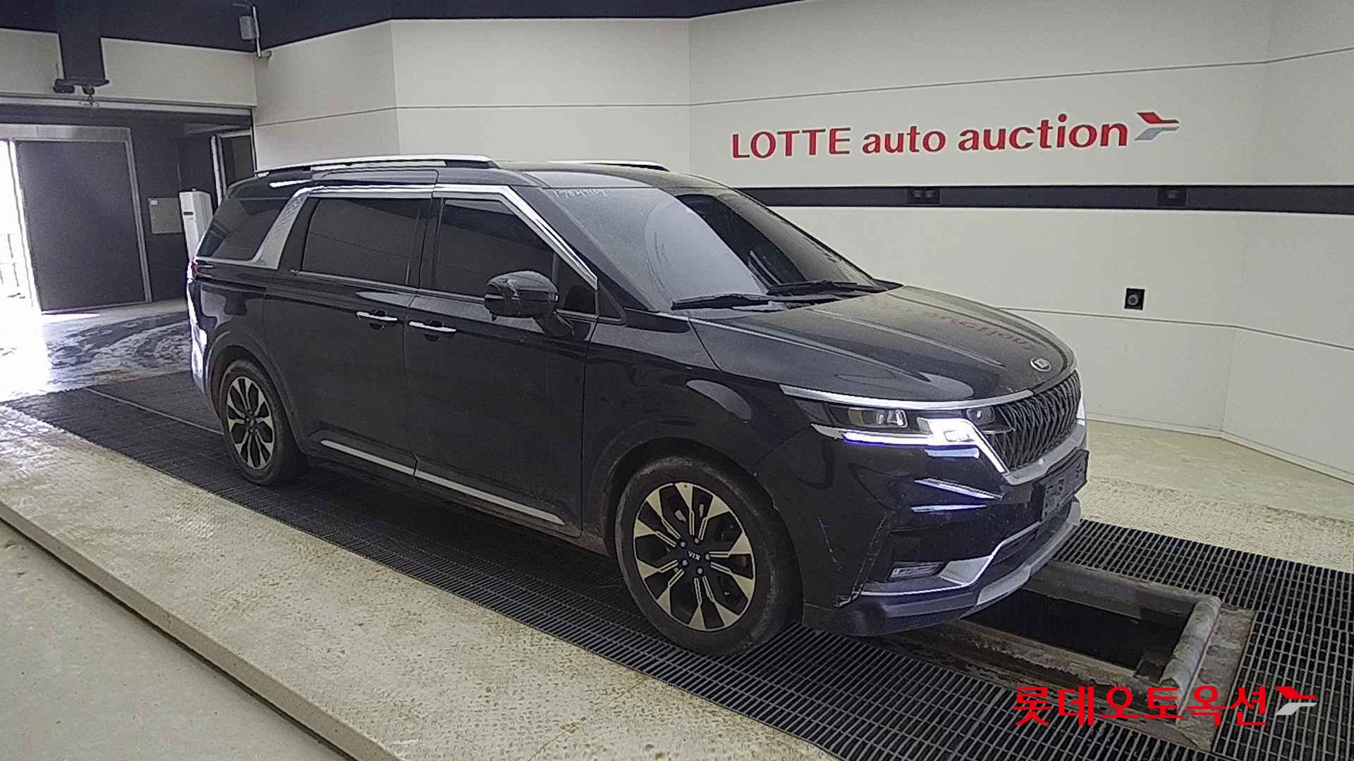 Kia Carnival id 2698293 из Кореи 16