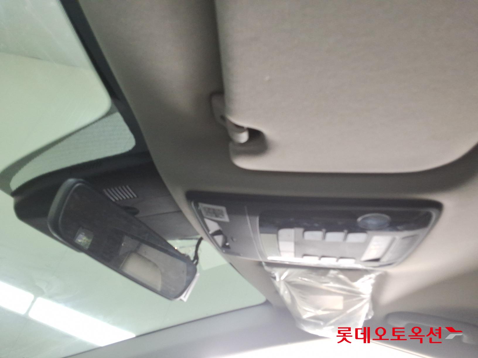 Kia Carnival id 2698293 из Кореи 32