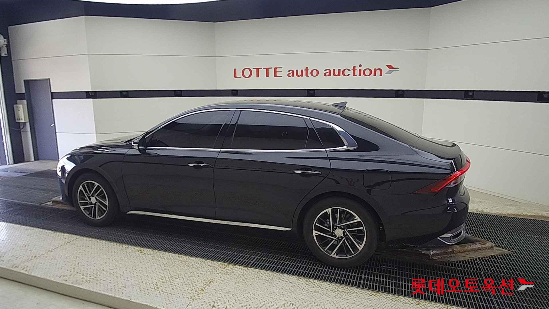 Hyundai Grandeur id 2668379 из Кореи 11