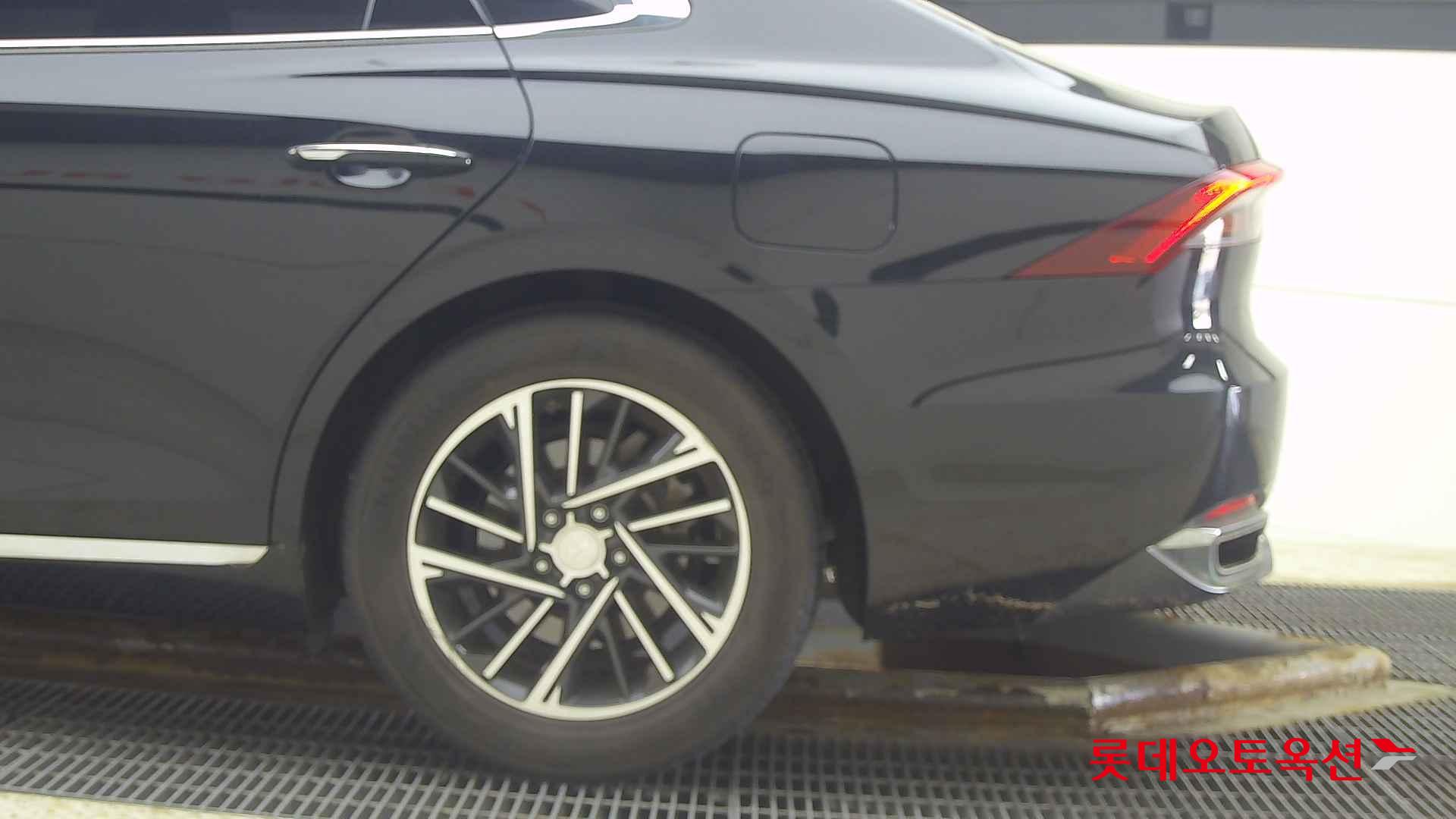 Hyundai Grandeur id 2668379 из Кореи 22