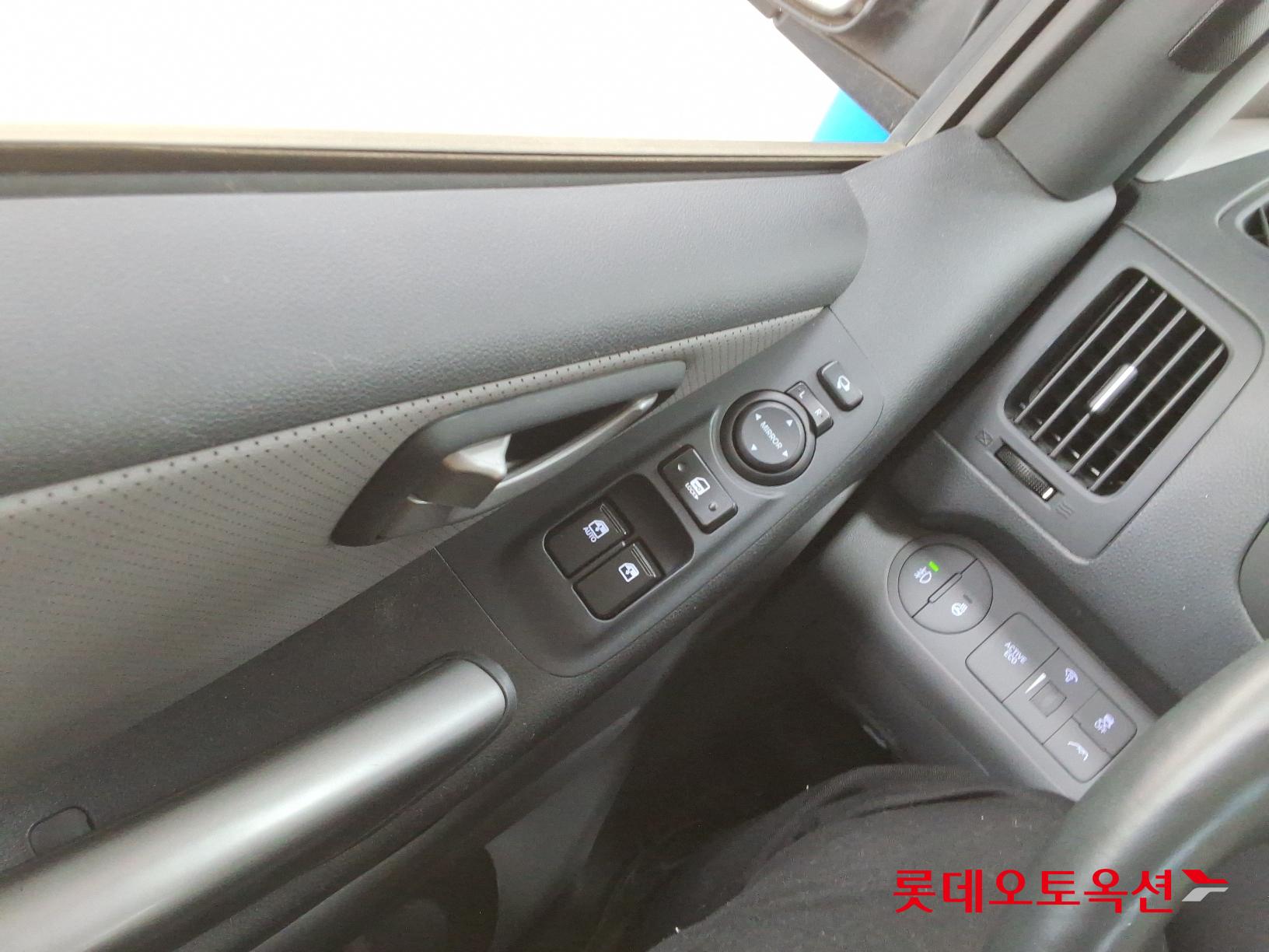 Hyundai Grand Starex id 2684441 из Кореи 28