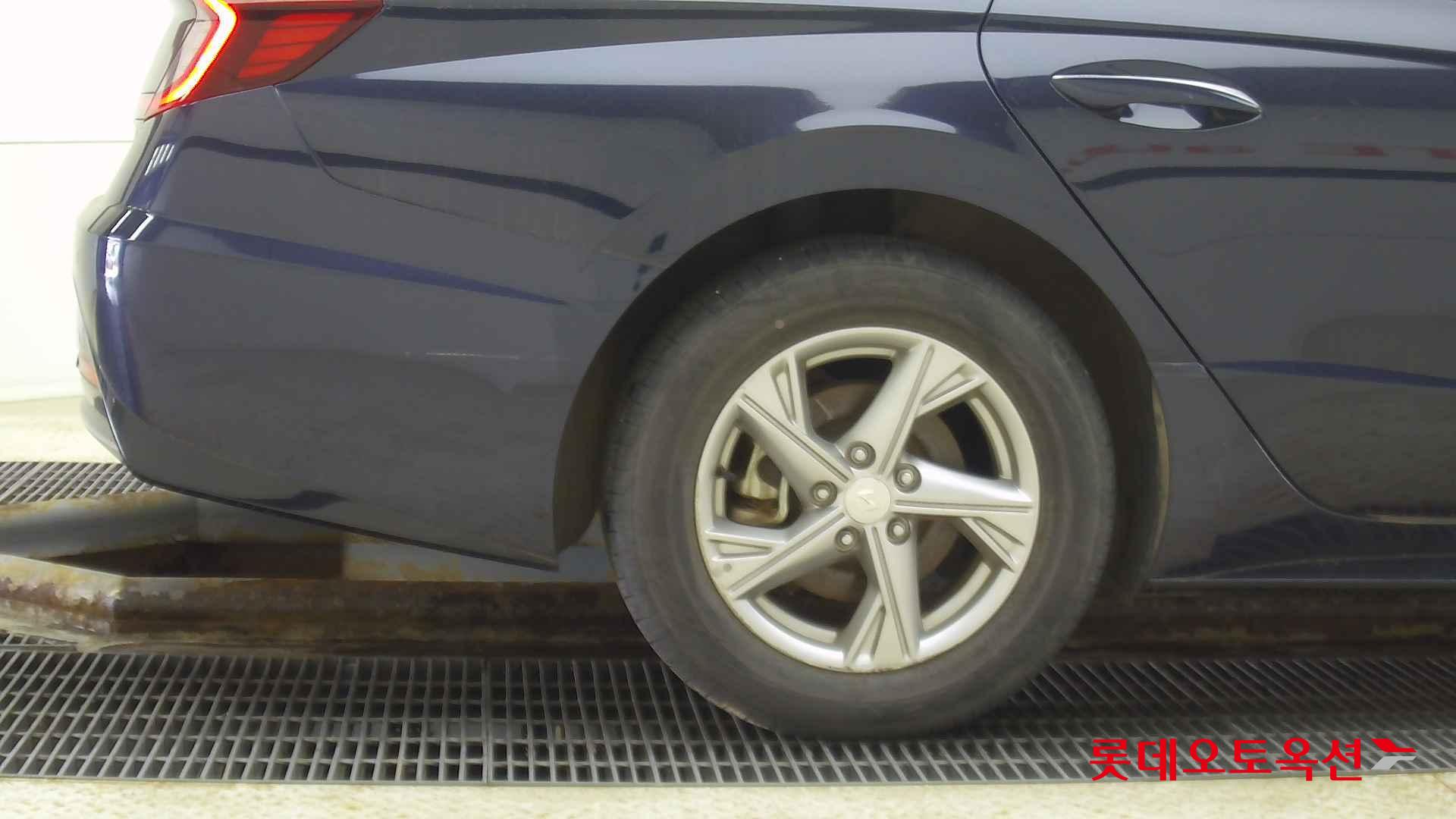 Hyundai Sonata id 2684424 из Кореи 24