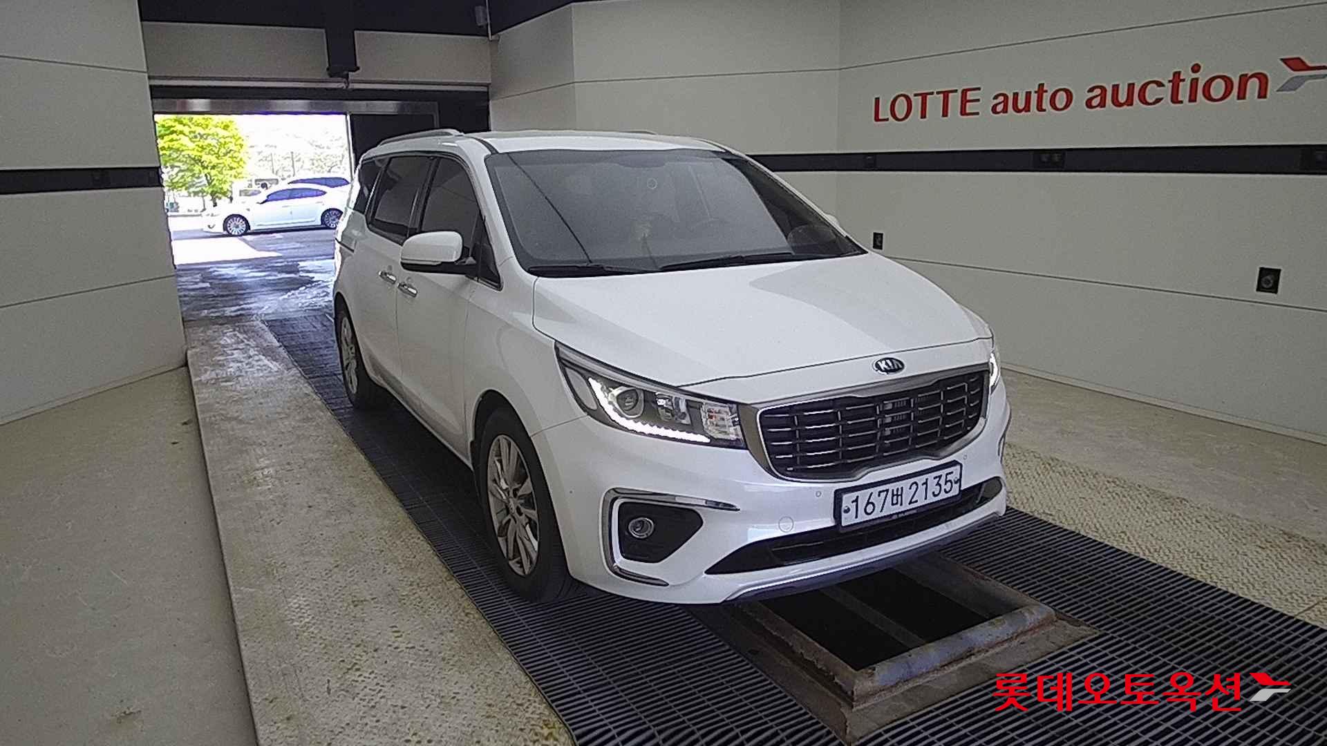 Kia Carnival id 2684536 из Кореи 15