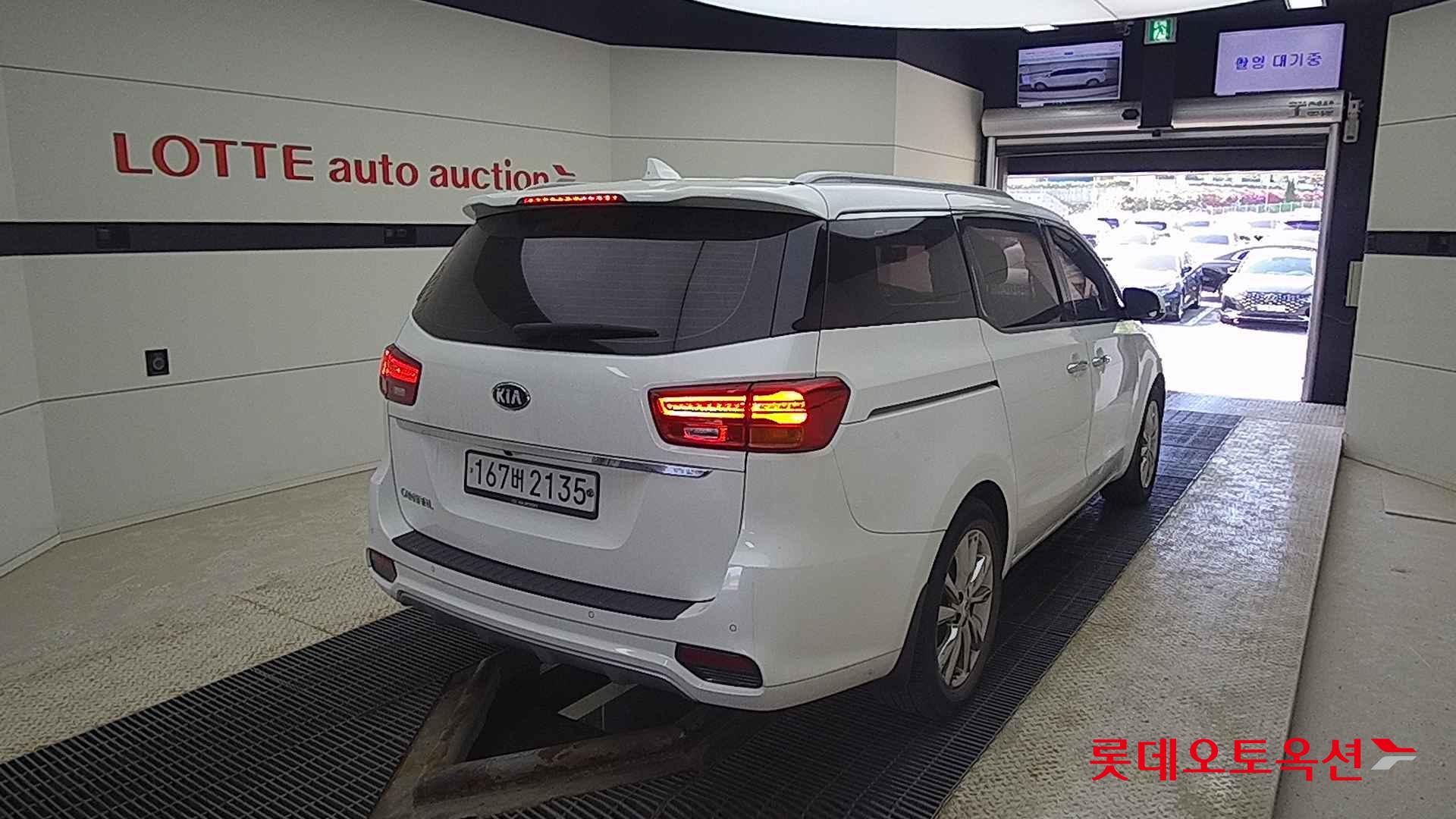 Kia Carnival id 2684536 из Кореи 20