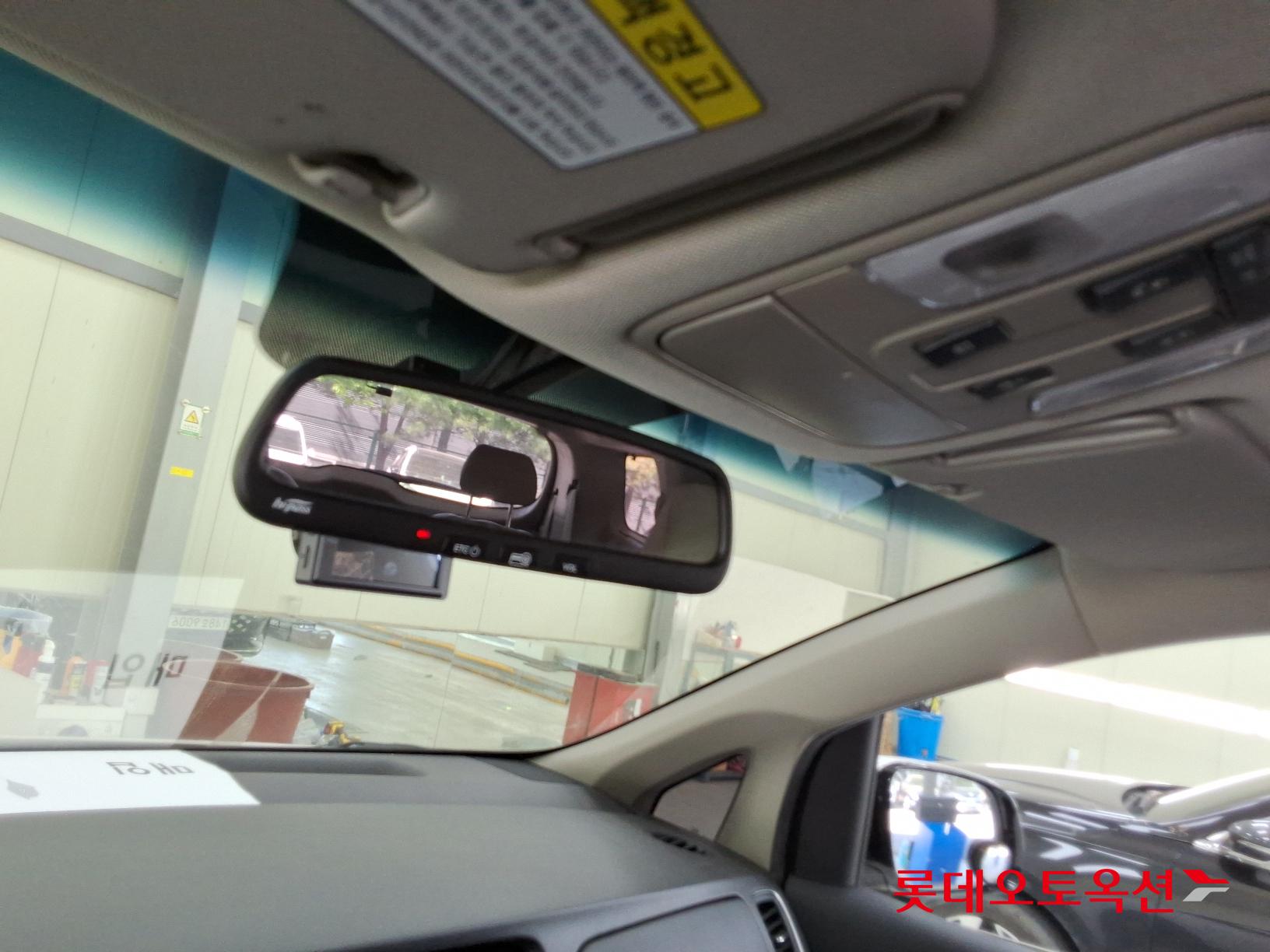 Kia Carnival id 2684536 из Кореи 32