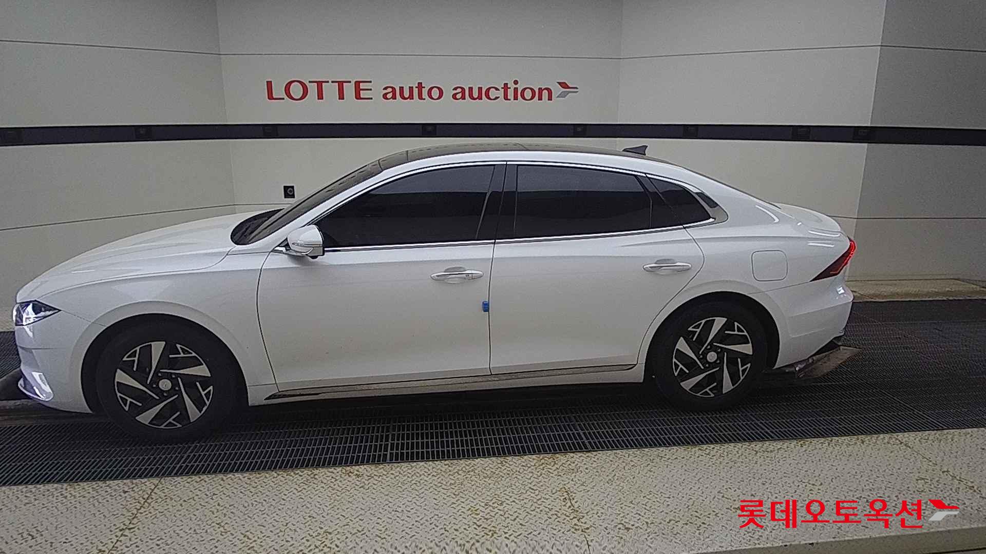 Hyundai Grandeur Hybrid id 2679420 из Кореи 7