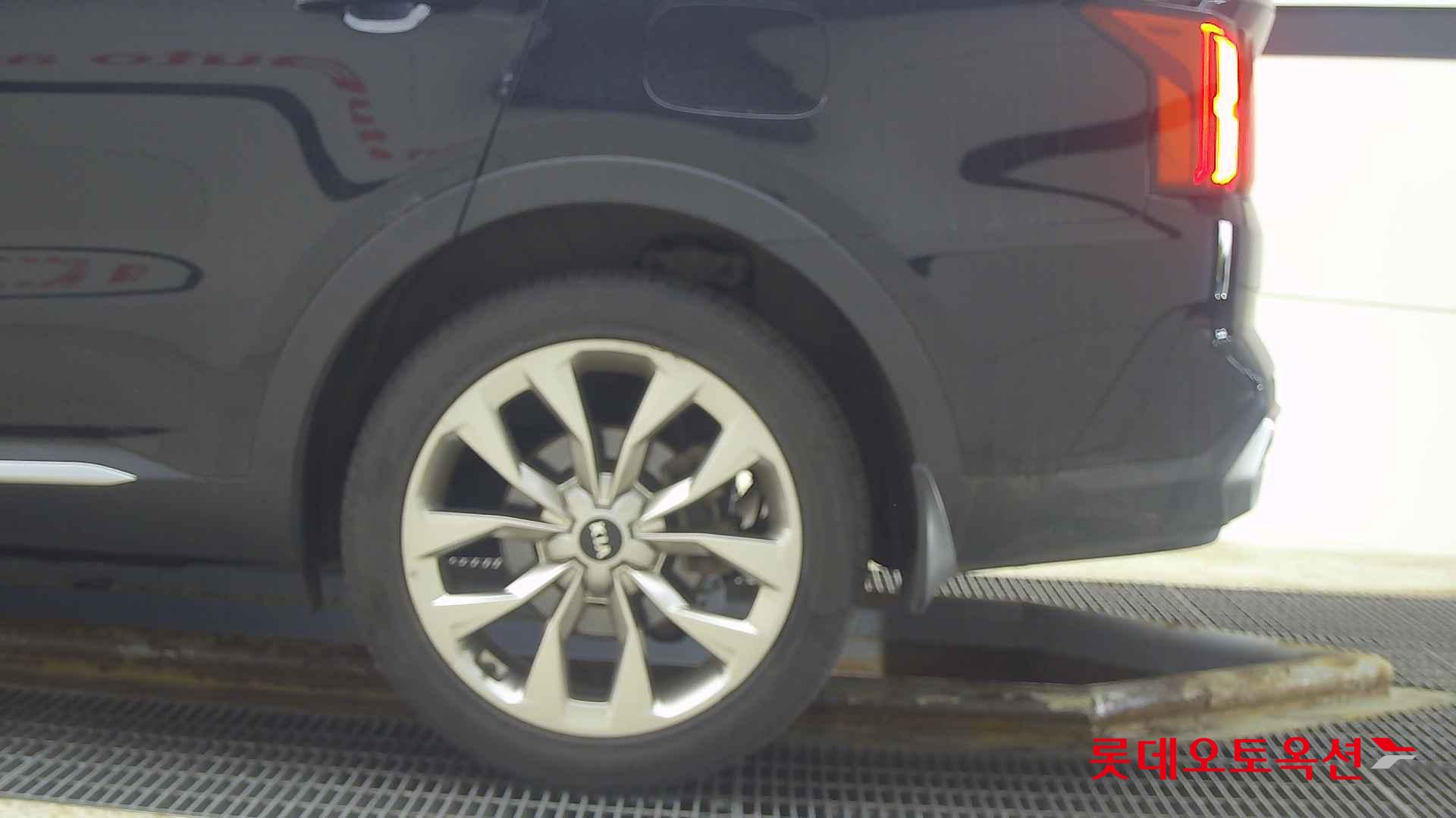 Kia Sorento id 2679456 из Кореи 22