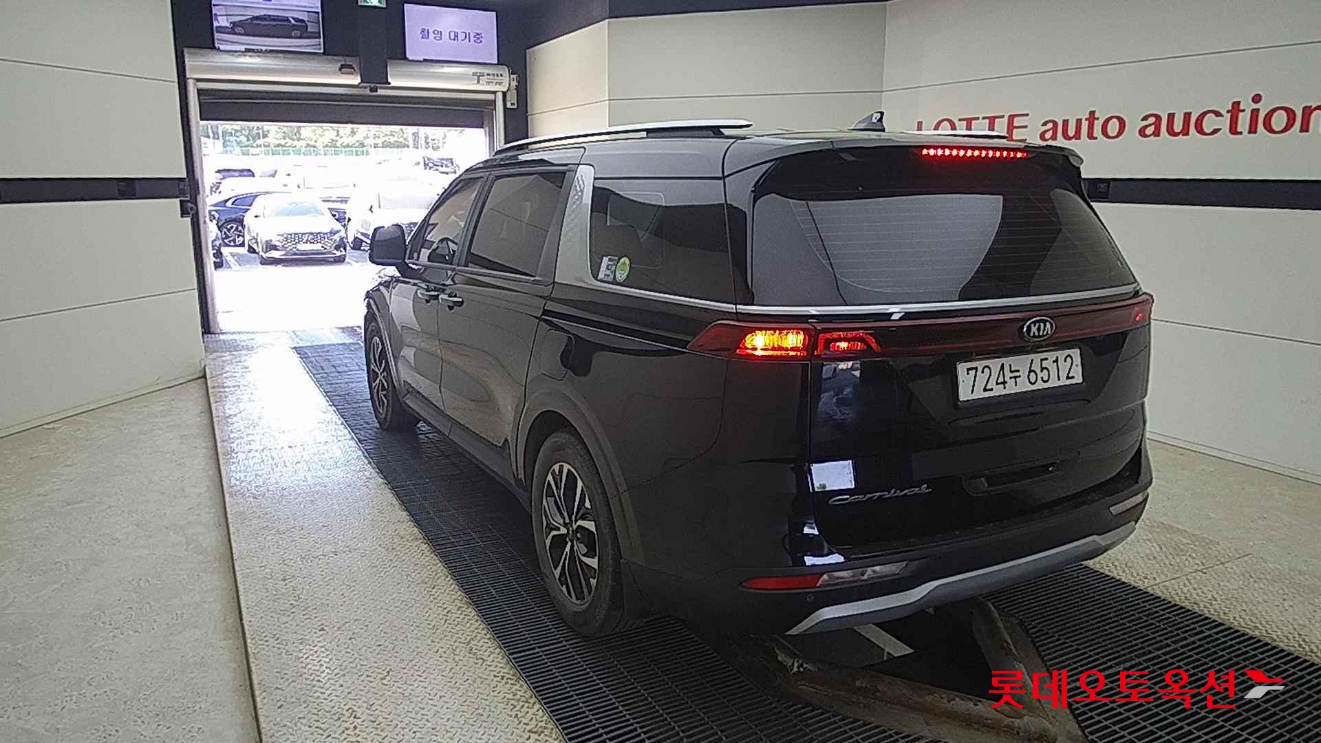 Kia Carnival id 2684505 из Кореи 9