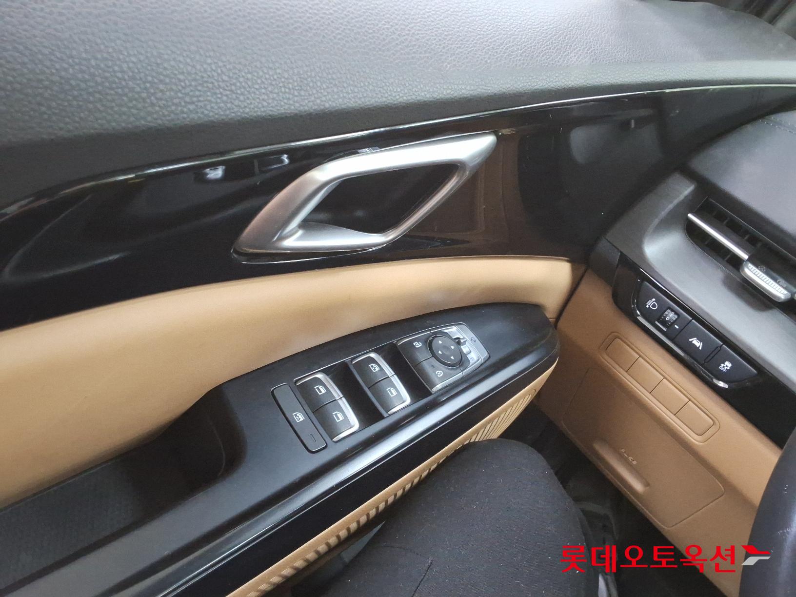 Kia Carnival id 2684505 из Кореи 28