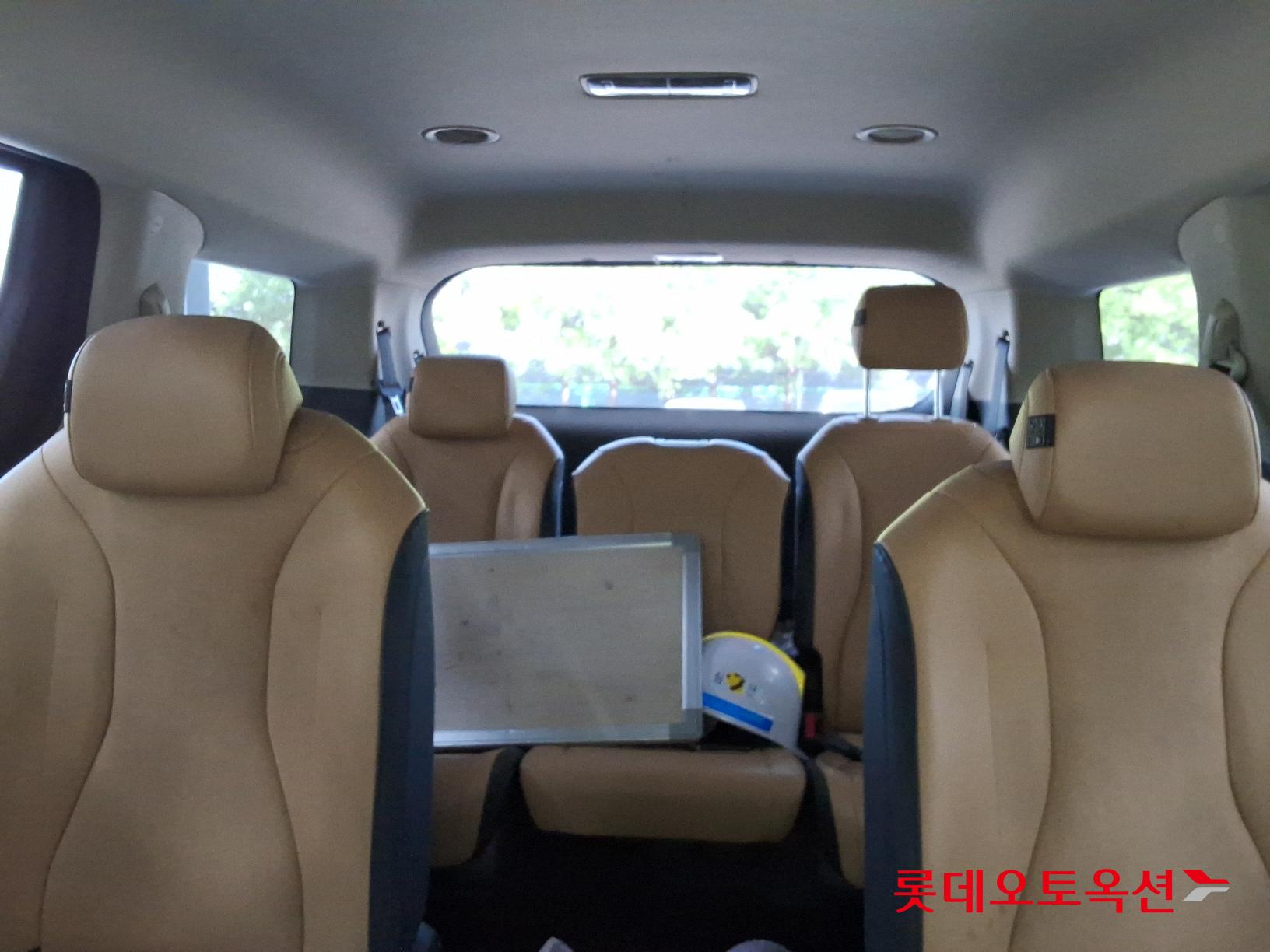 Kia Carnival id 2684505 из Кореи 32