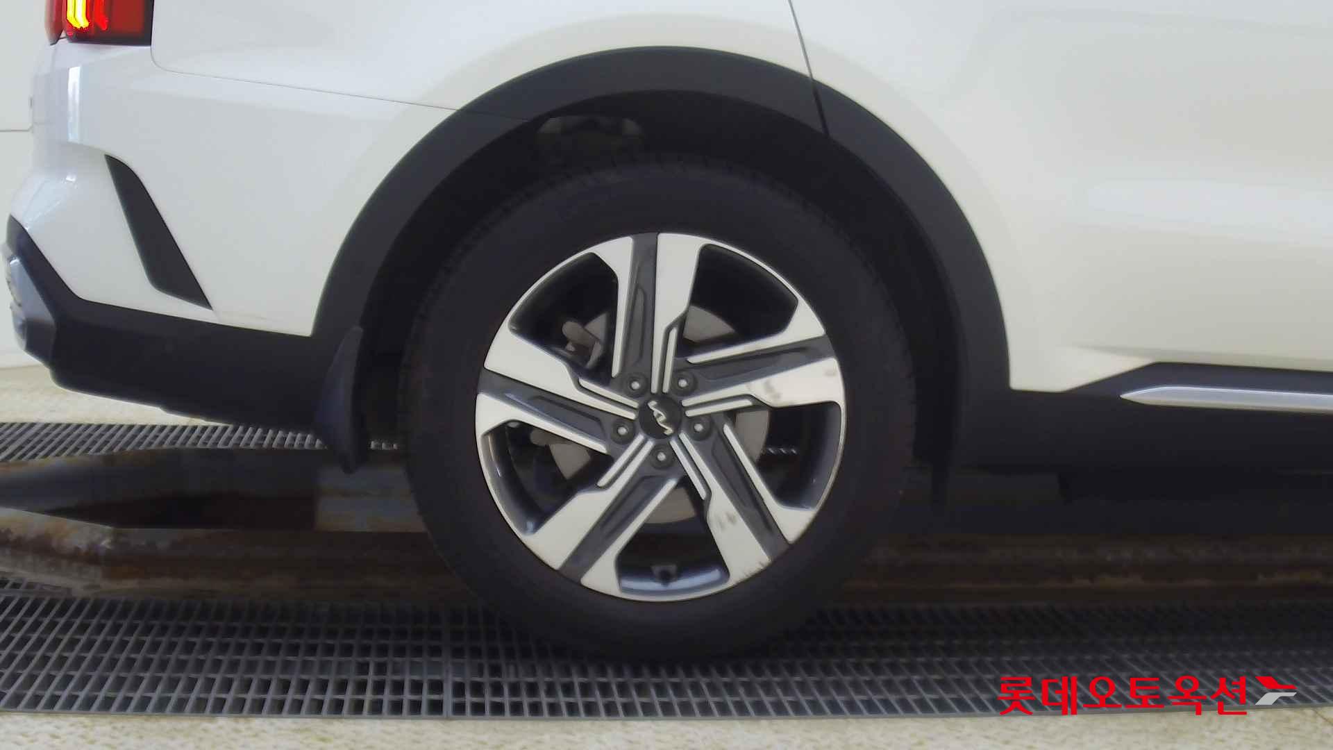 Kia Sorento Hybrid id 2679458 из Кореи 24
