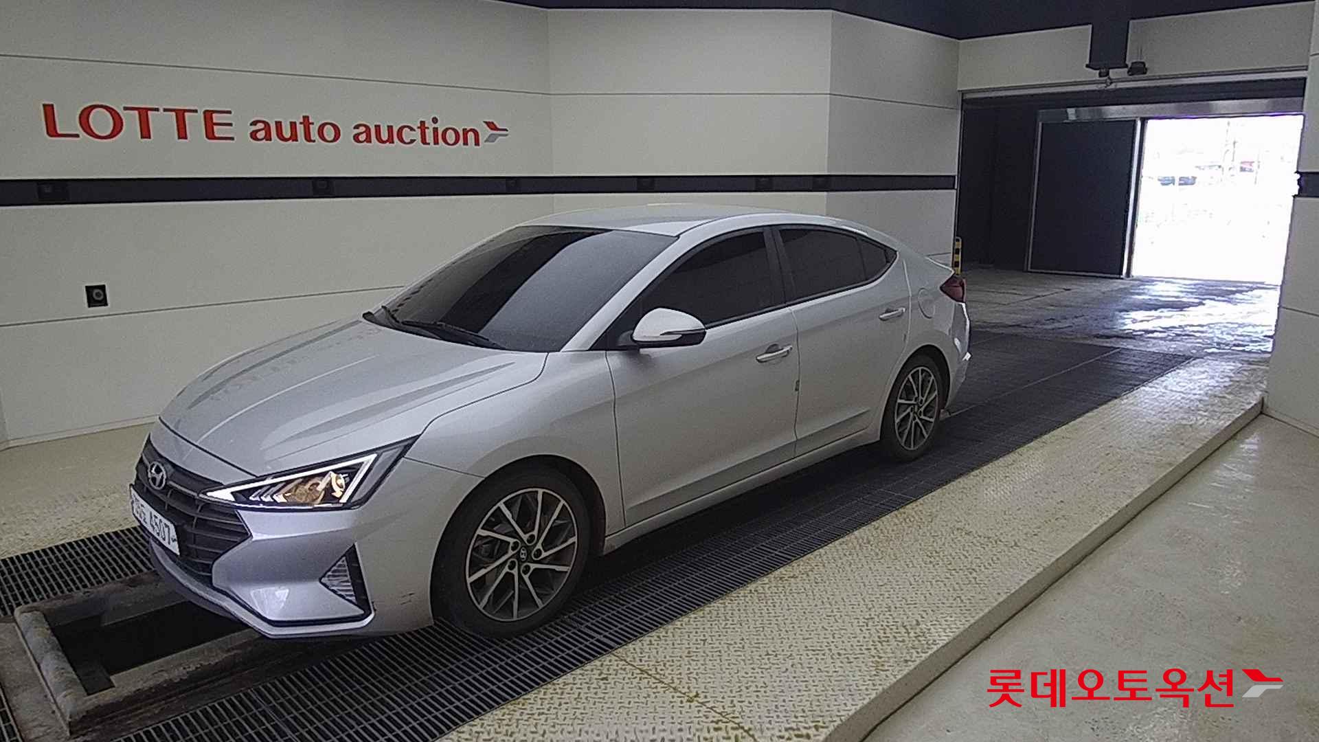 Hyundai Avante id 2698373 из Кореи 13