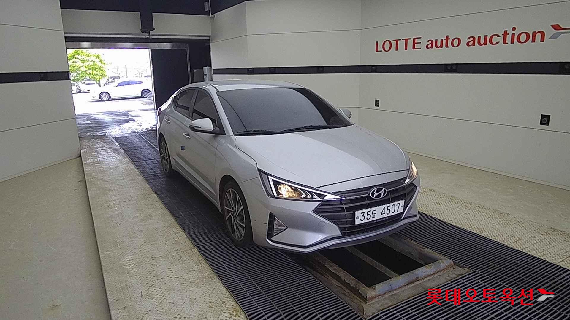 Hyundai Avante id 2698373 из Кореи 15