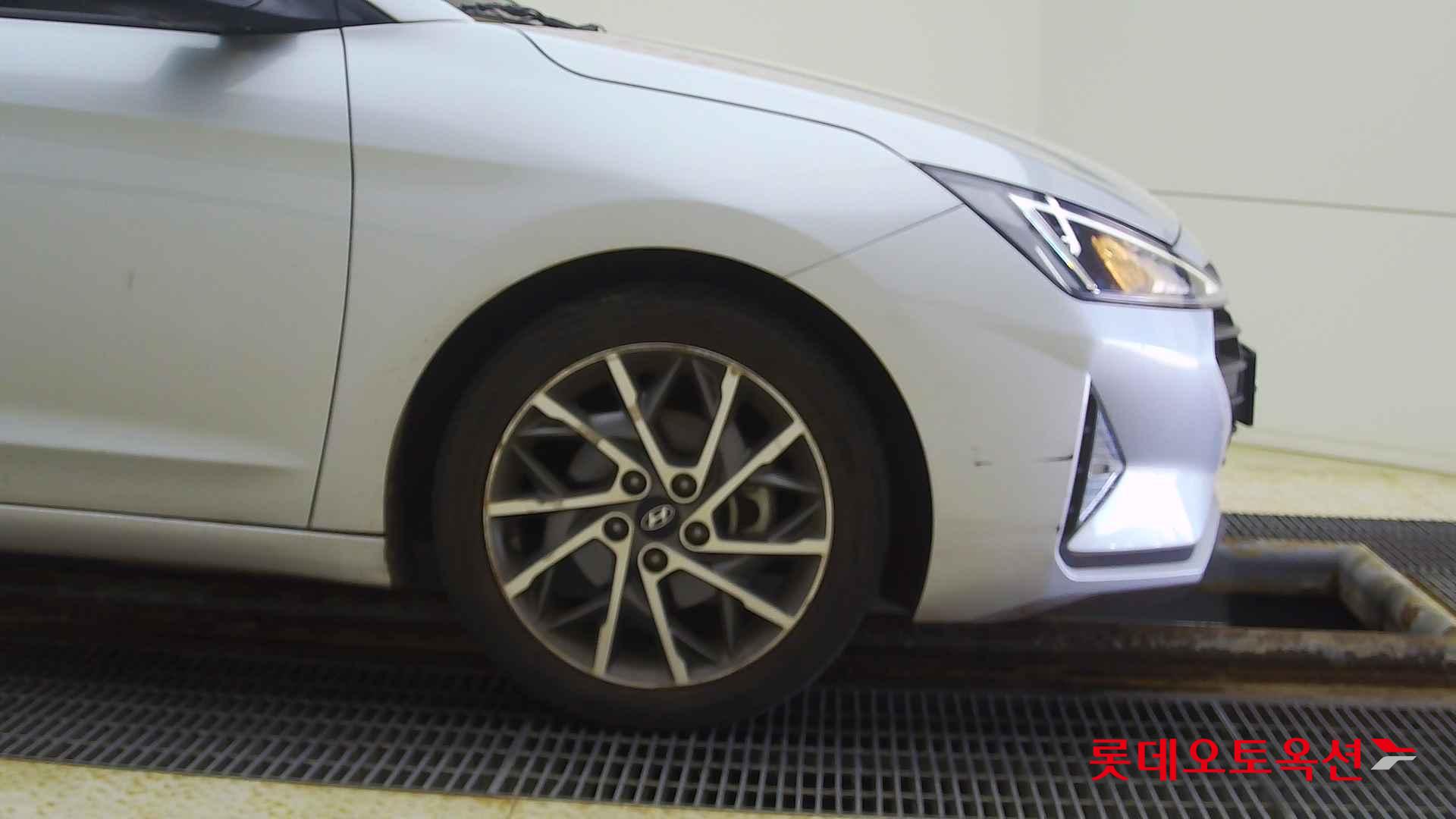 Hyundai Avante id 2698373 из Кореи 23