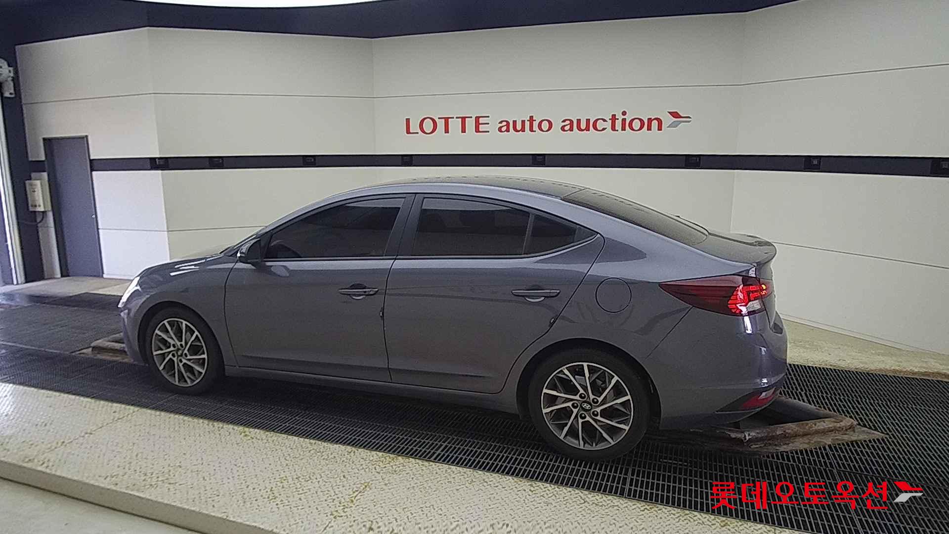 Hyundai Avante id 2703958 из Кореи 11