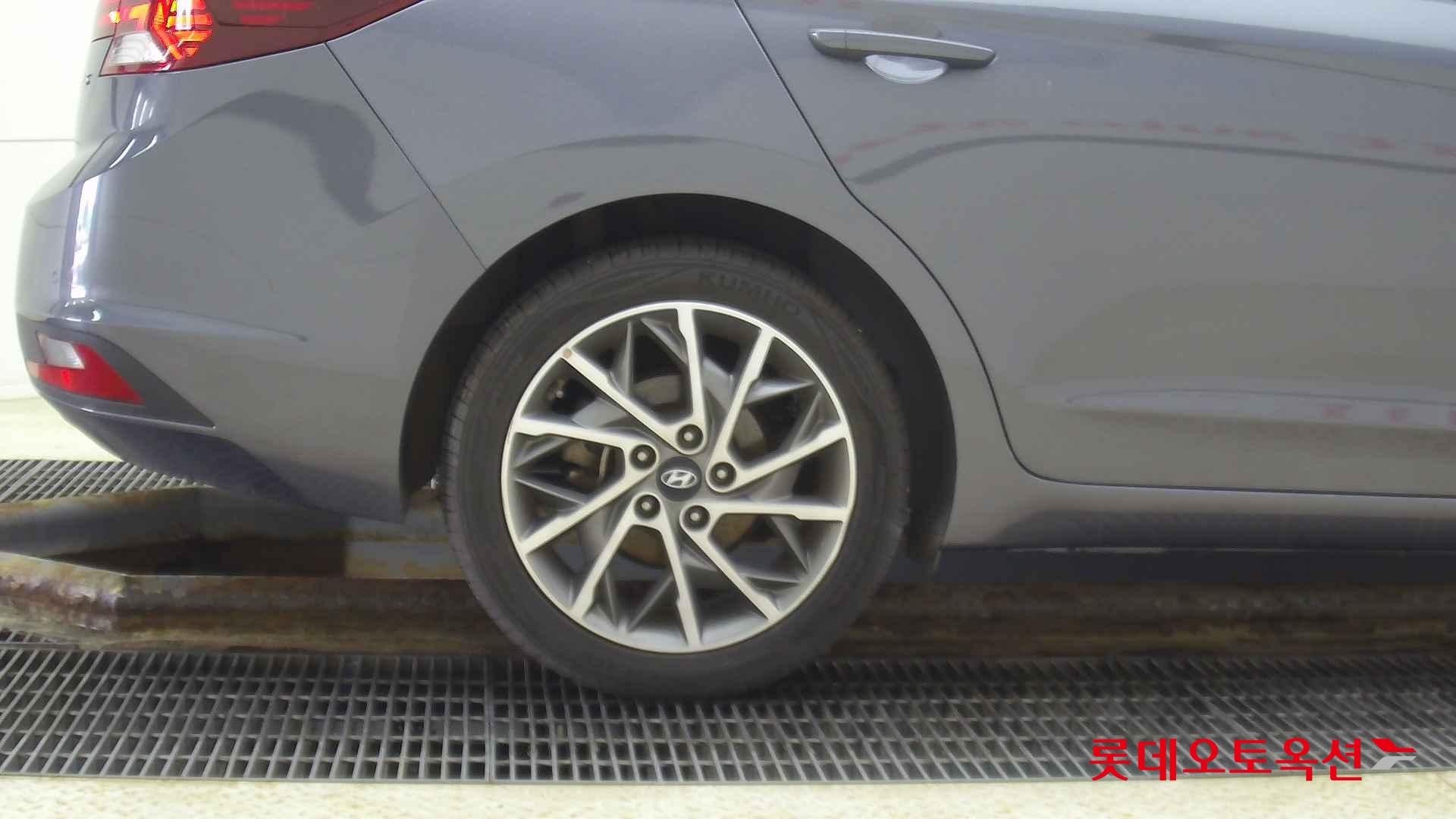 Hyundai Avante id 2703958 из Кореи 24