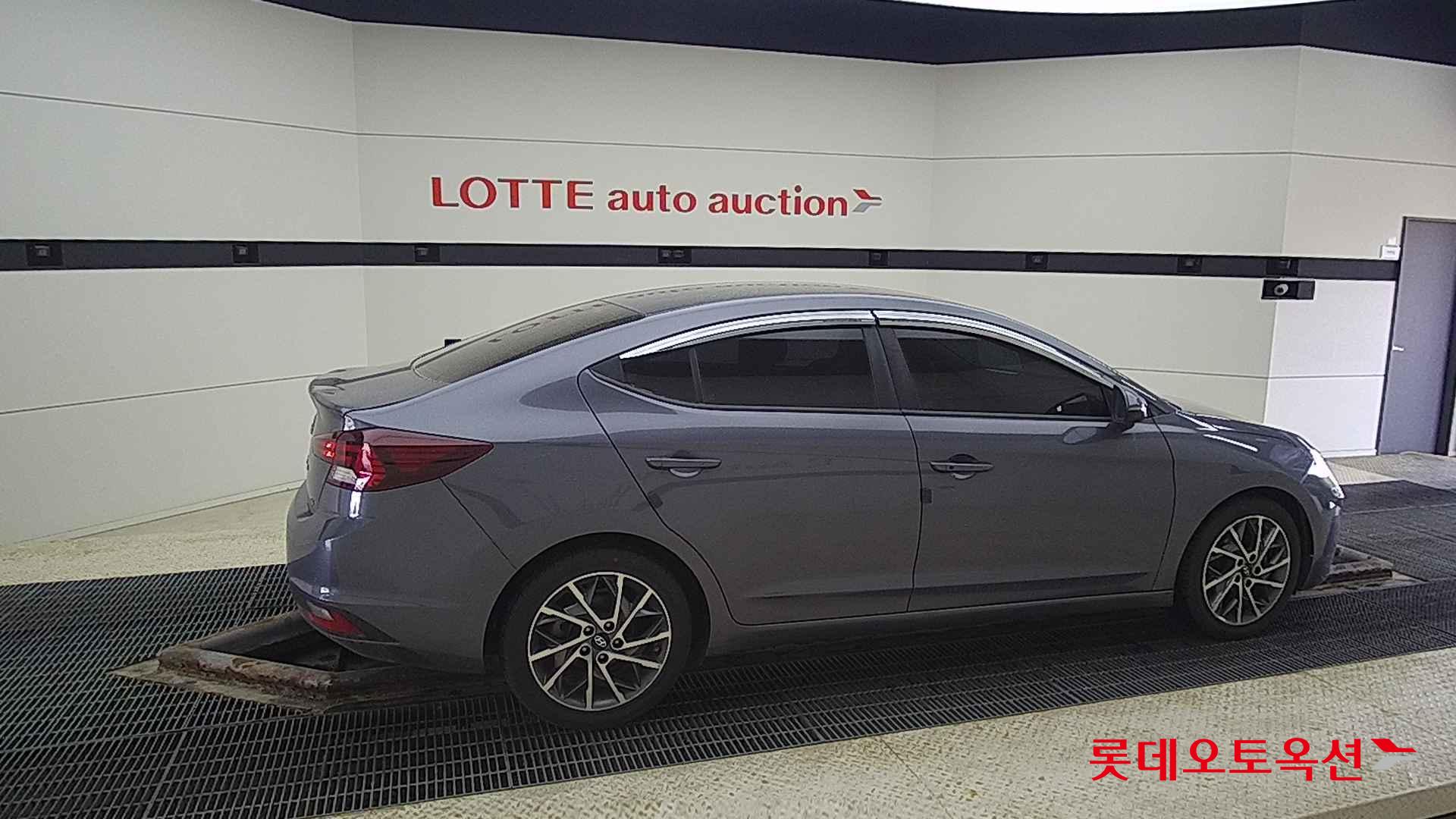 Hyundai Avante id 2704075 из Кореи 18