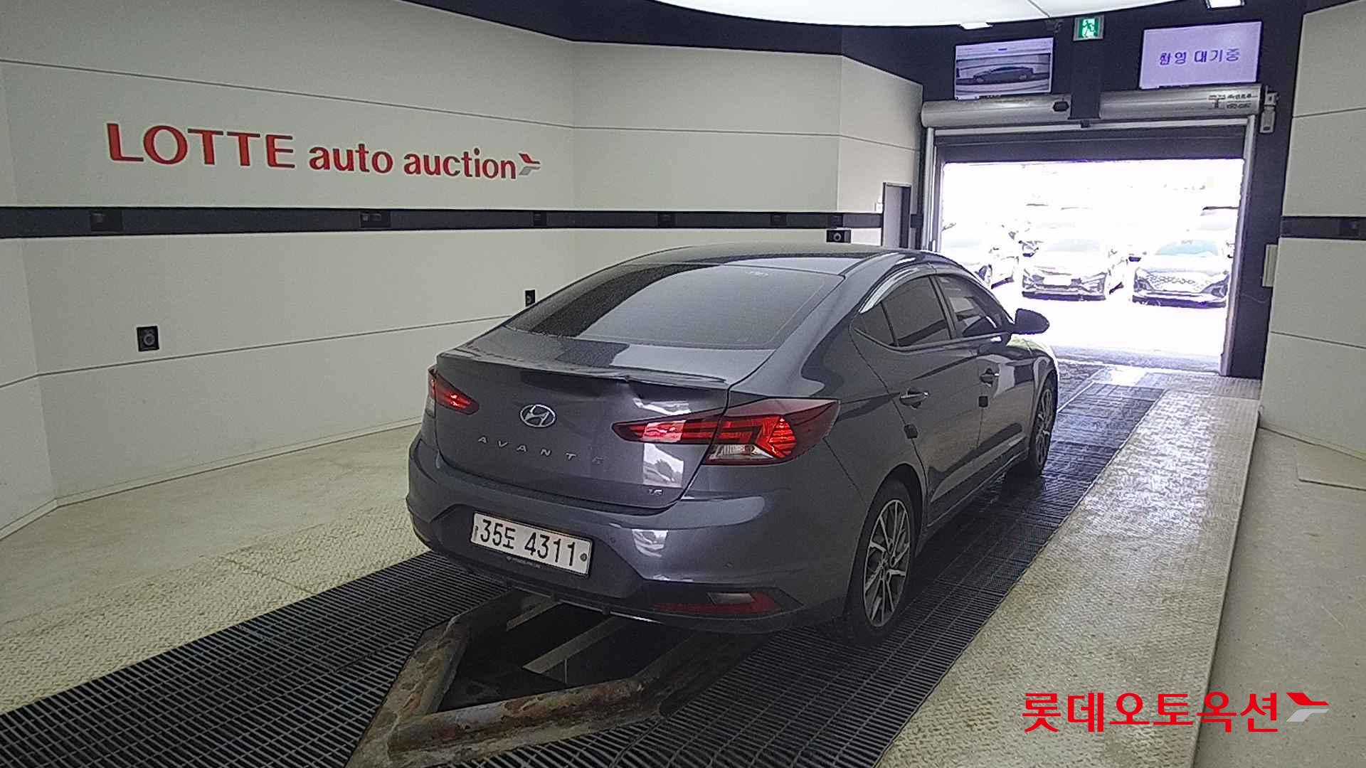 Hyundai Avante id 2704075 из Кореи 20