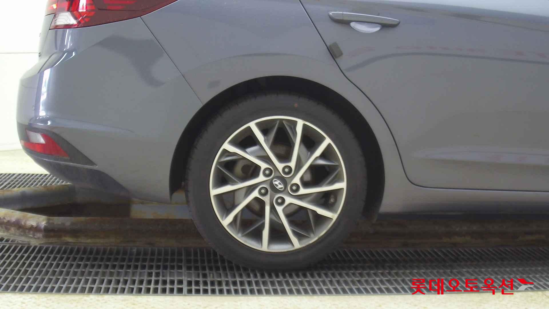 Hyundai Avante id 2704075 из Кореи 24