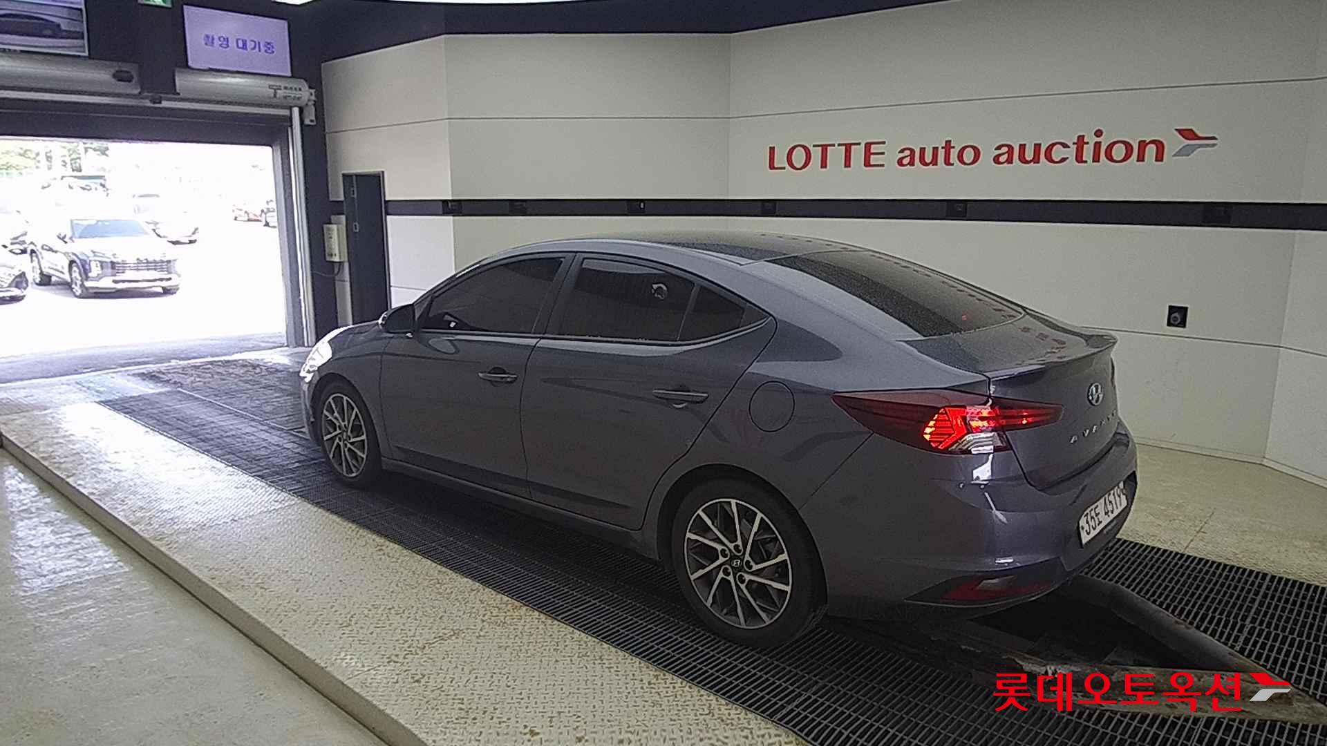 Hyundai Avante id 2703942 из Кореи 10