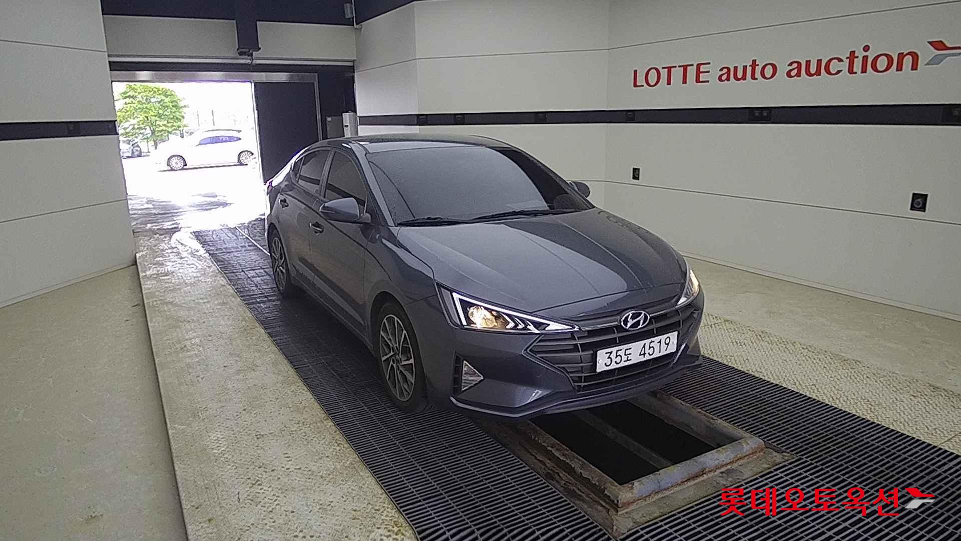 Hyundai Avante id 2703942 из Кореи 15