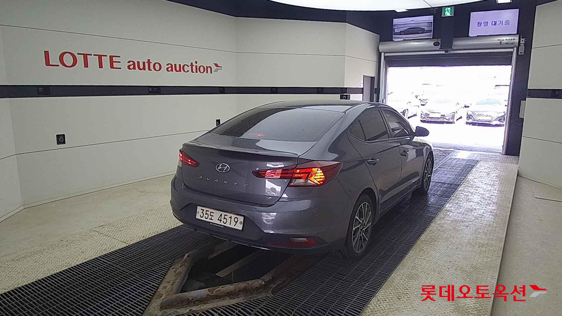 Hyundai Avante id 2703942 из Кореи 20