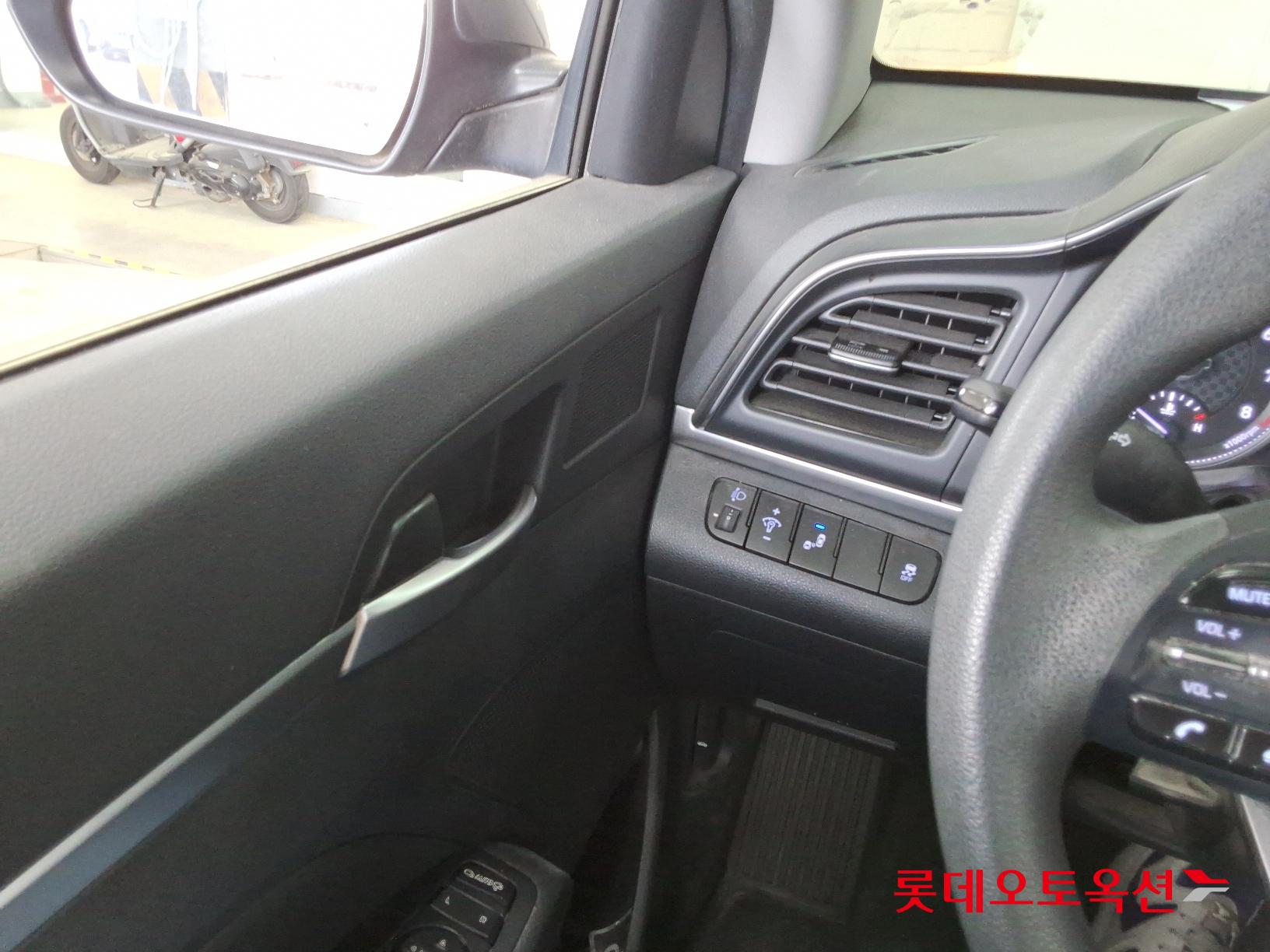 Hyundai Avante id 2703942 из Кореи 28