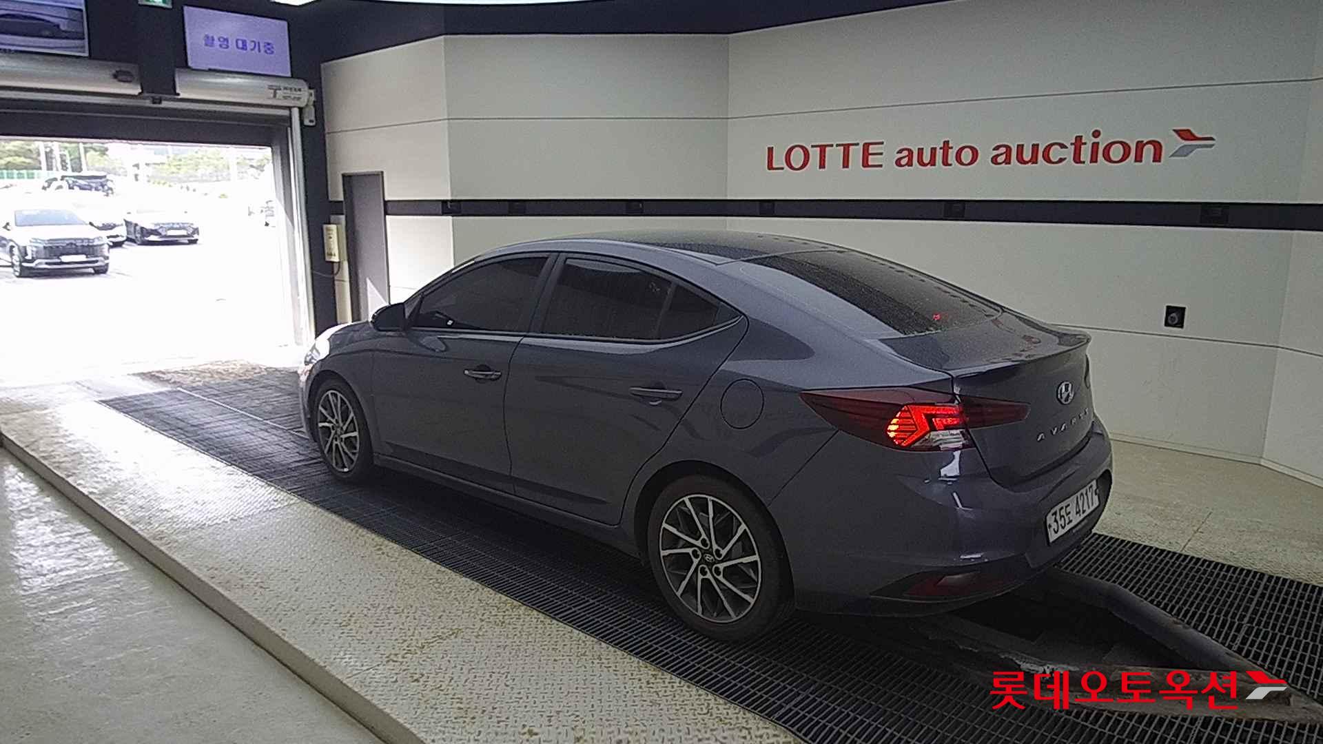 Hyundai Avante id 2703944 из Кореи 10