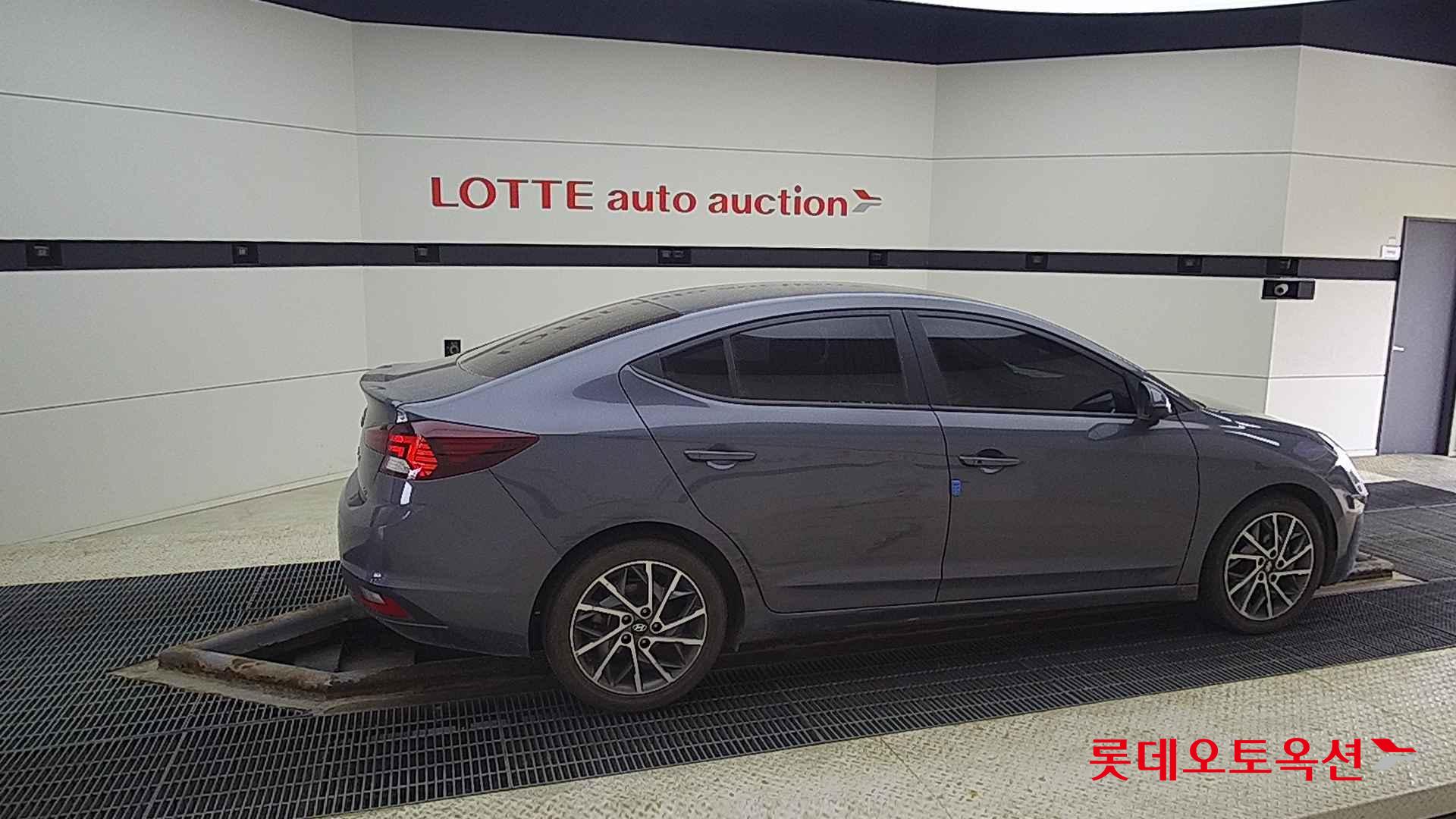 Hyundai Avante id 2703944 из Кореи 18