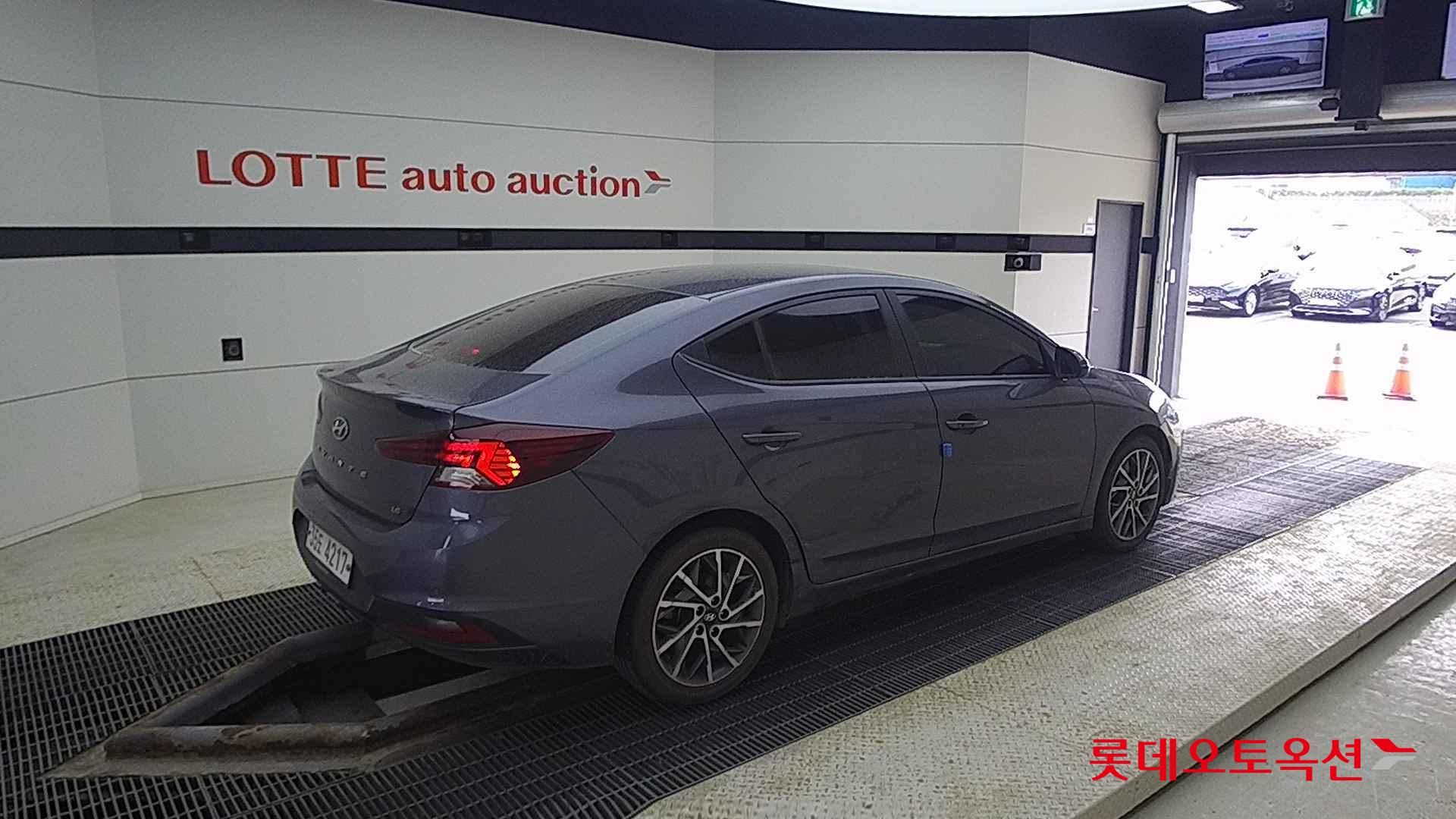 Hyundai Avante id 2703944 из Кореи 19