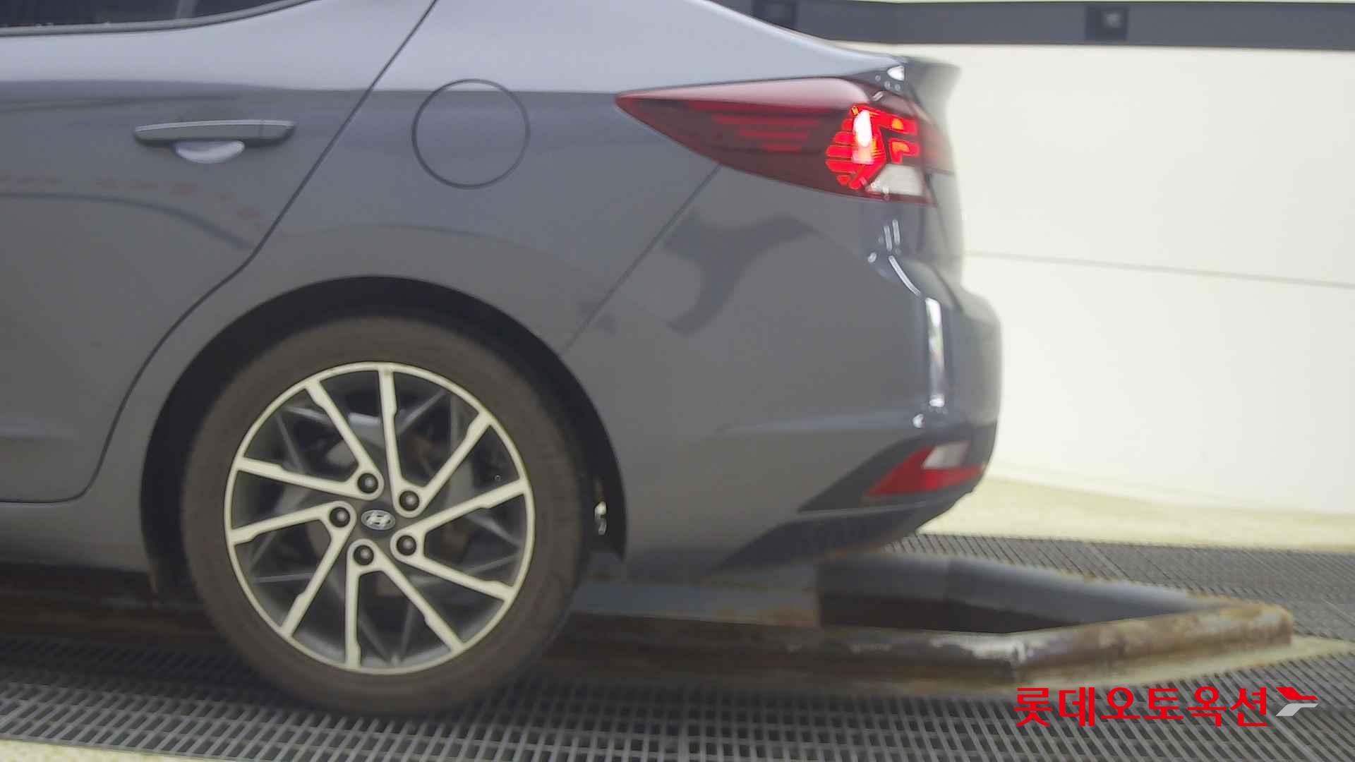 Hyundai Avante id 2703944 из Кореи 22