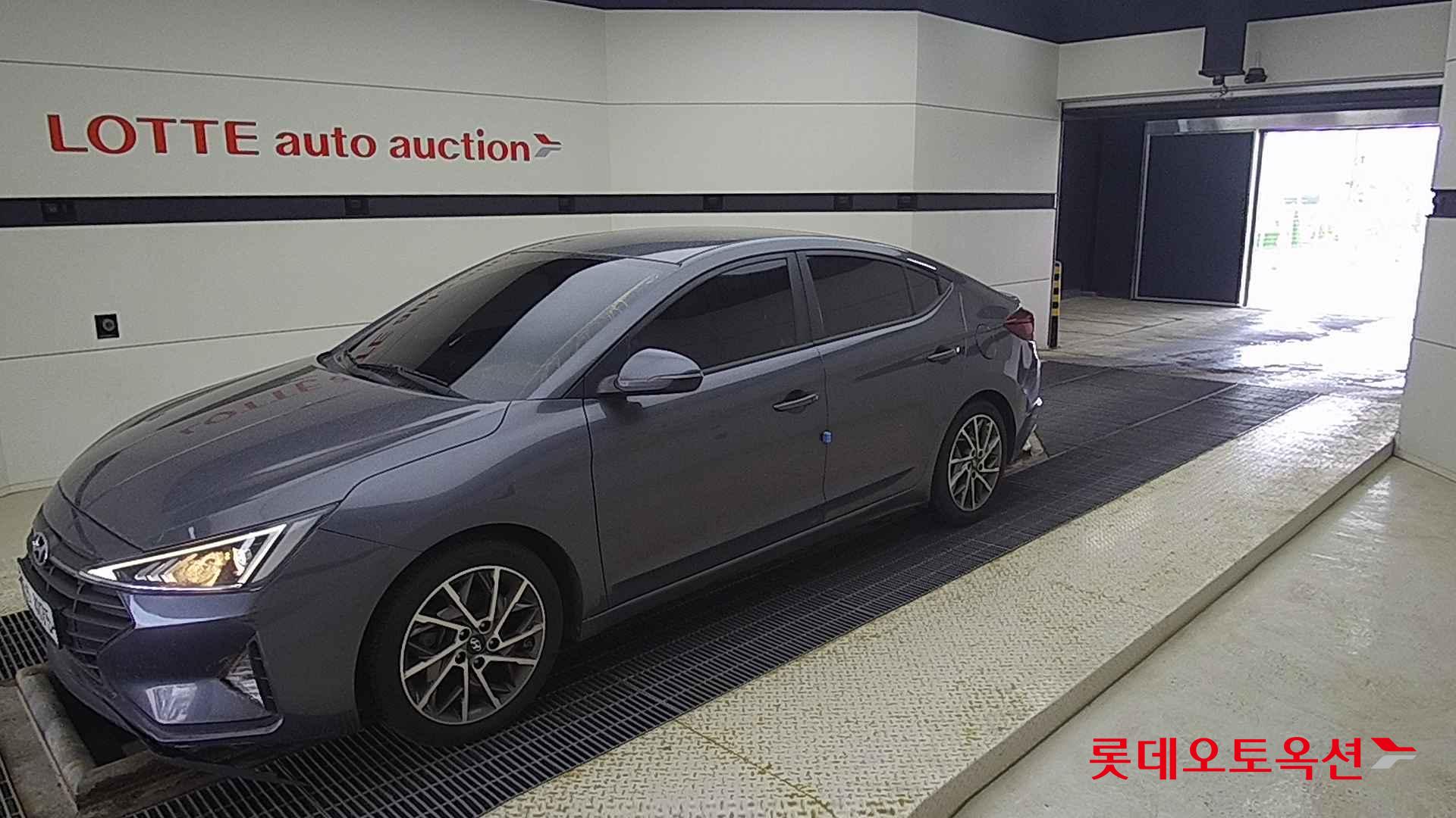 Hyundai Avante id 2703986 из Кореи 13