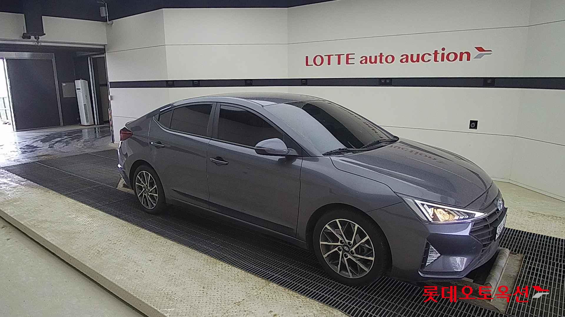 Hyundai Avante id 2703986 из Кореи 16