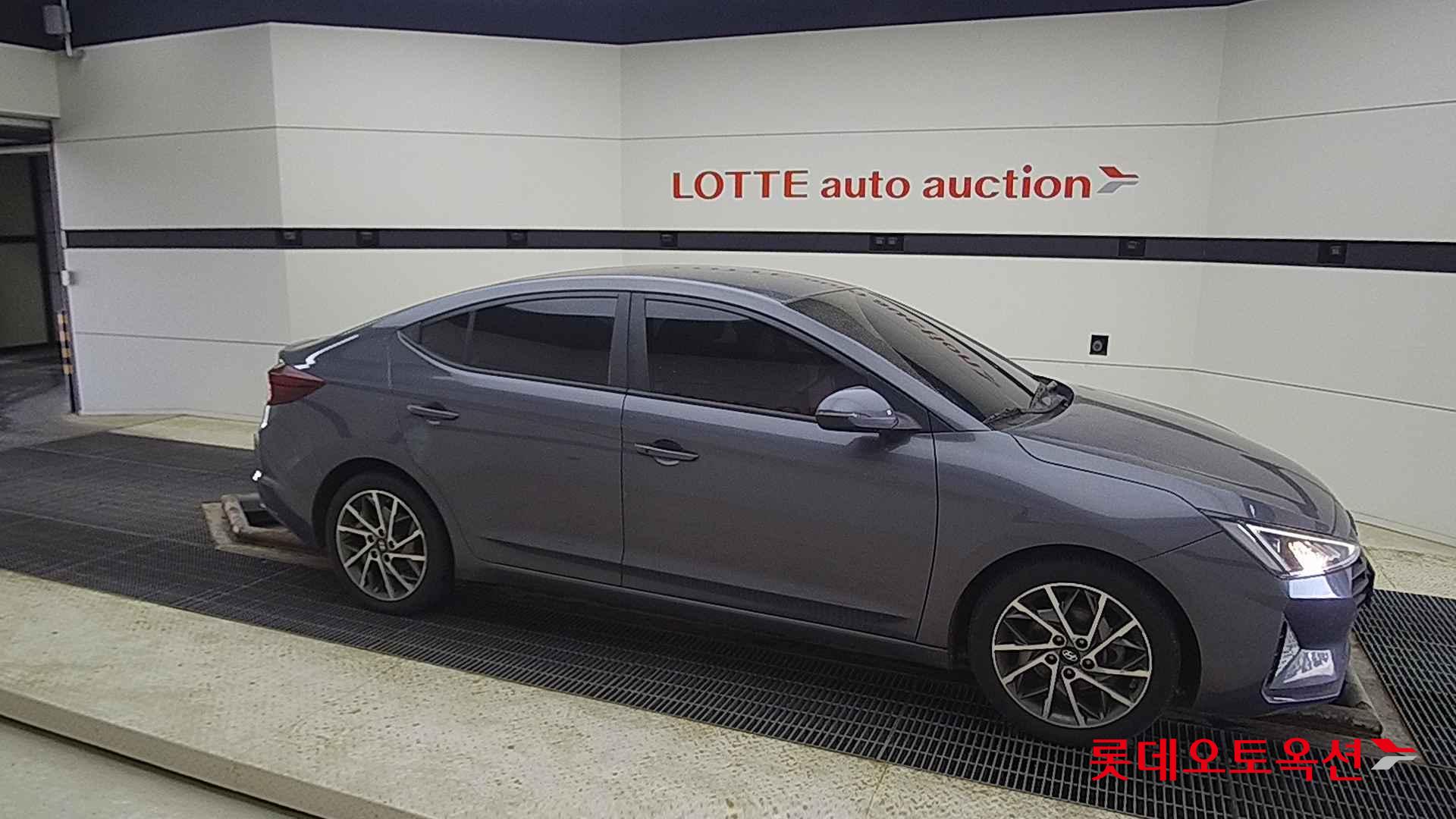 Hyundai Avante id 2703986 из Кореи 17