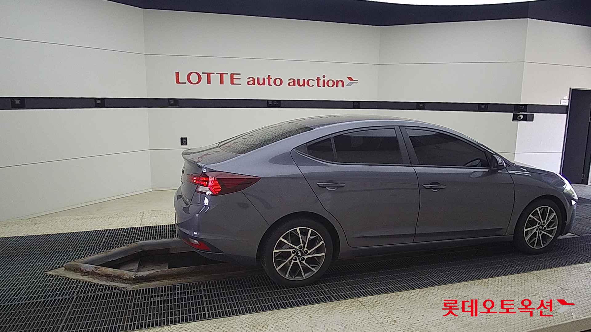 Hyundai Avante id 2703986 из Кореи 18